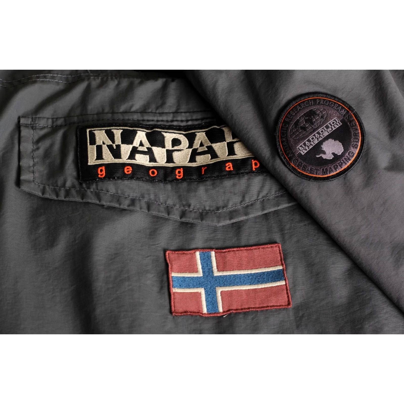Napapijri Napapijri Jacket Winter Rainforest Hooded Anorak Jacket Men XS Grey MJ6164 Size US XS / EU 42 / 0 - 5 Thumbnail