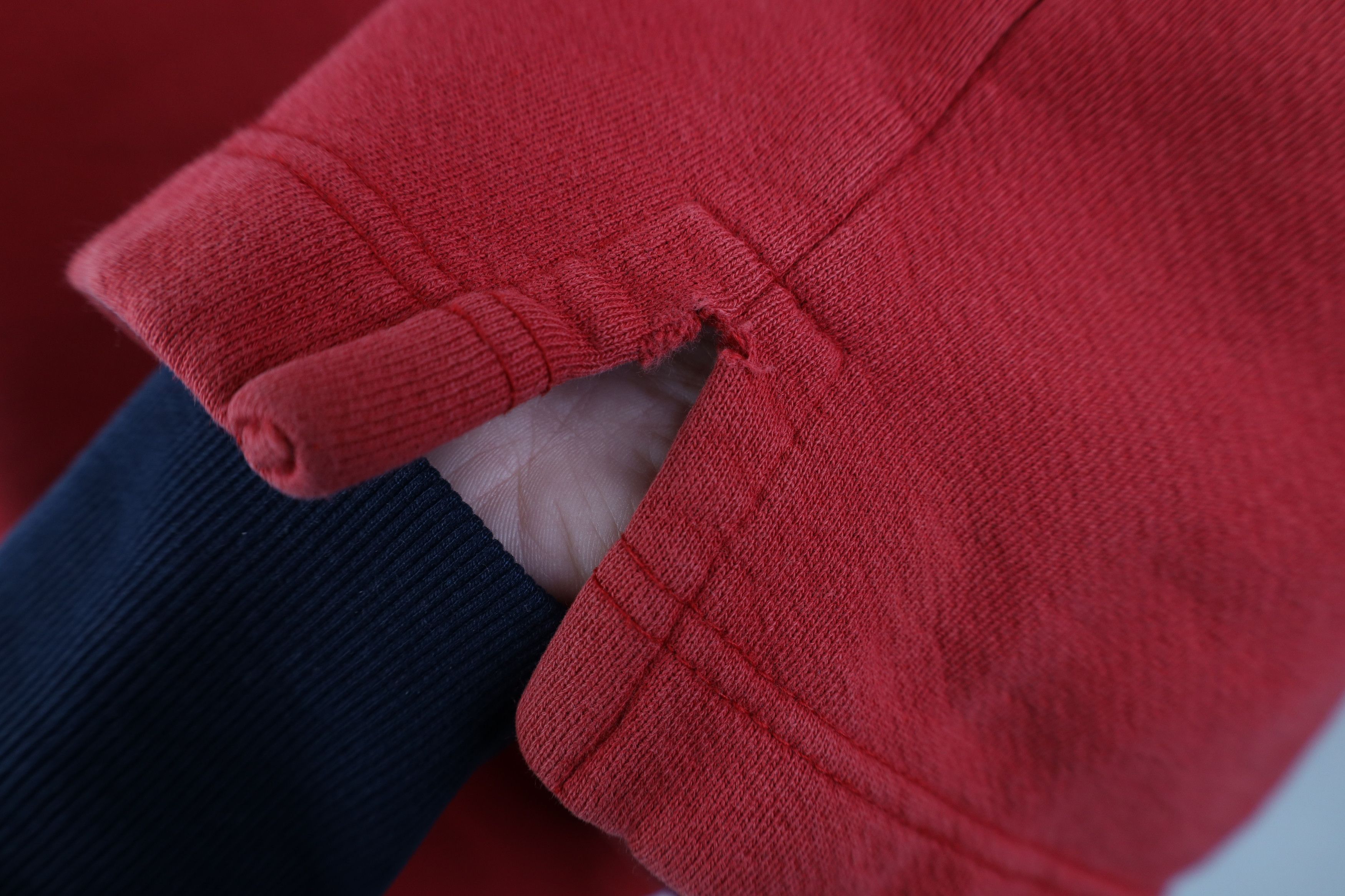 Aeropostale Vintage 90s Y2K Aeropostale Spell Heavyweight Sweatshirt Red Size US XL / EU 56 / 4 - 7 Thumbnail