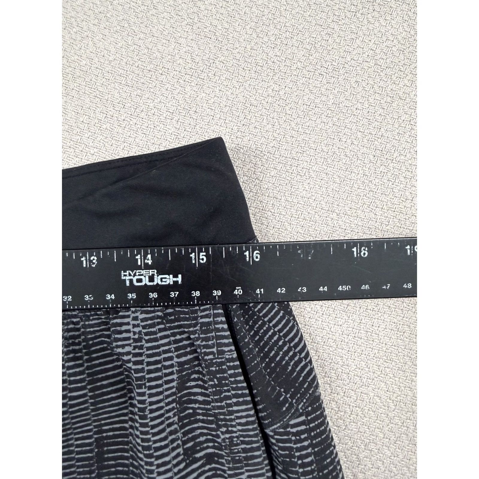 Lululemon VINTAGE? No. Size US 29 - 5 Thumbnail