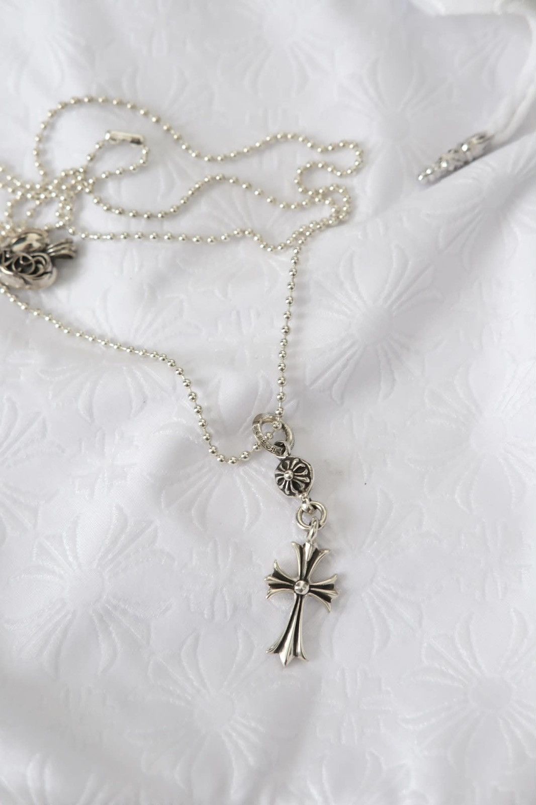 Chrome Hearts Chrome Hearts tiny cross necklace Size ONE SIZE - 2 Thumbnail
