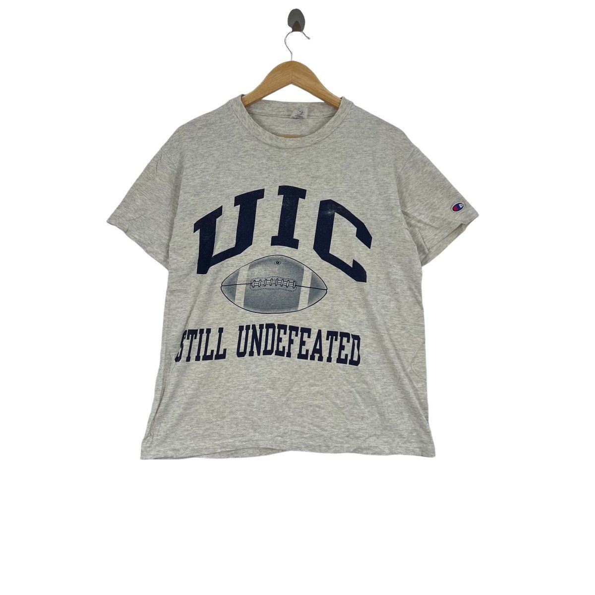 Vintage Vintage CHAMPION USA Uic Still Undefeated University Size US M / EU 48-50 / 2 - 1 Thumbnail