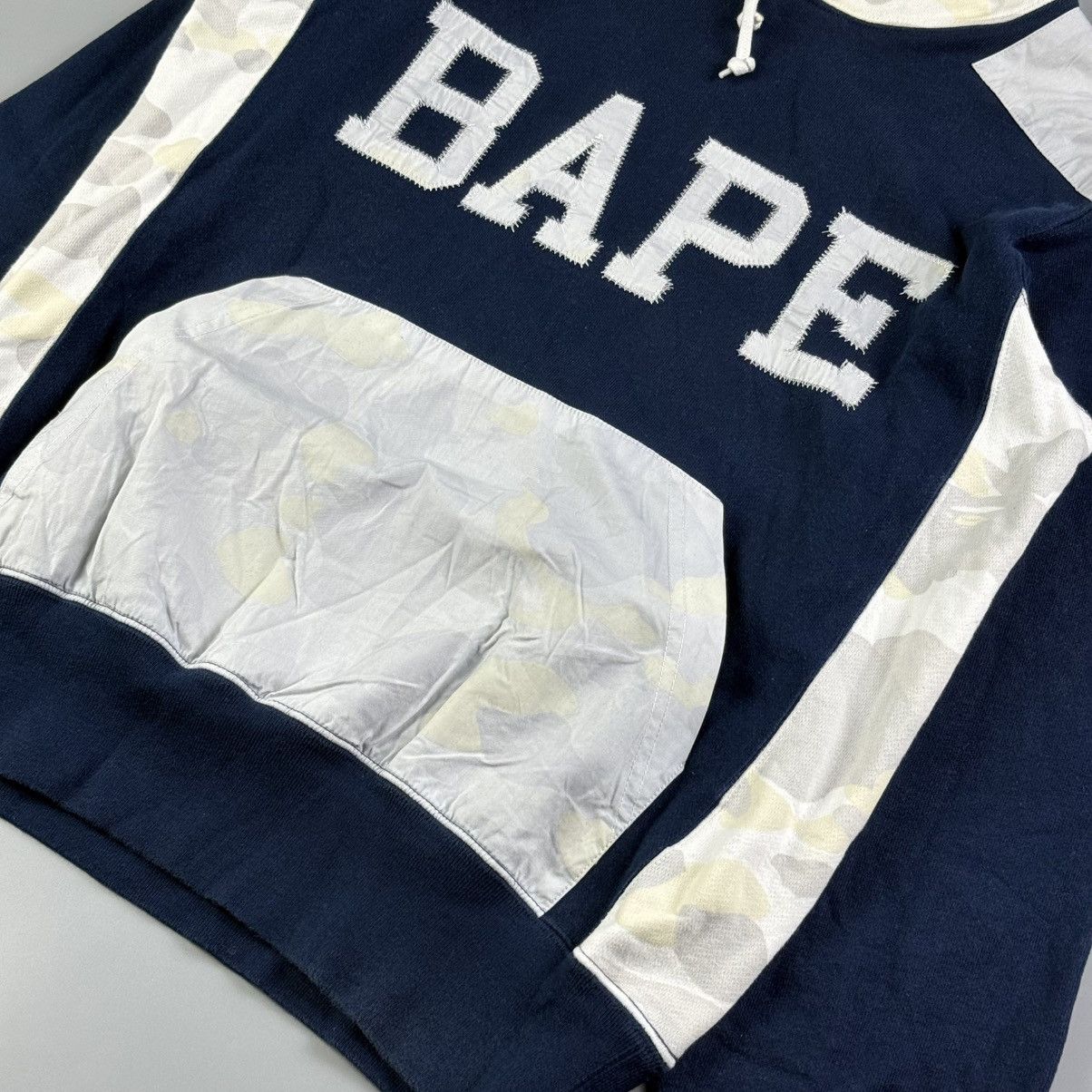 Bape BAPE City Camo - Glow in the dark - Pullover Hoodie Size US M / EU 48-50 / 2 - 5 Thumbnail