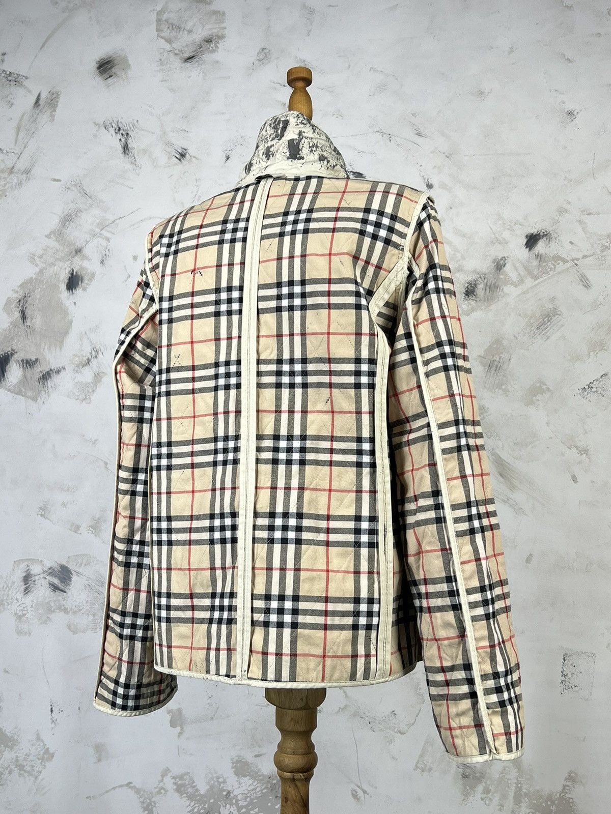Burberry Vintage Burberry Custom Quilted Jacket Nova Check XS - S Size S / US 4 / IT 40 - 8 Thumbnail