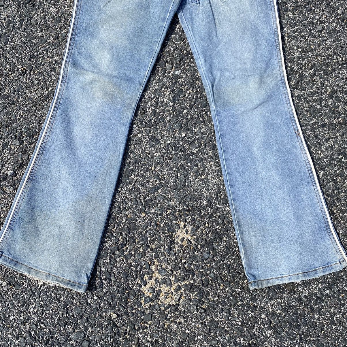 Japanese Brand Vintage Japanese Brand Distressed Flare Jeans Size US 31 - 3 Thumbnail