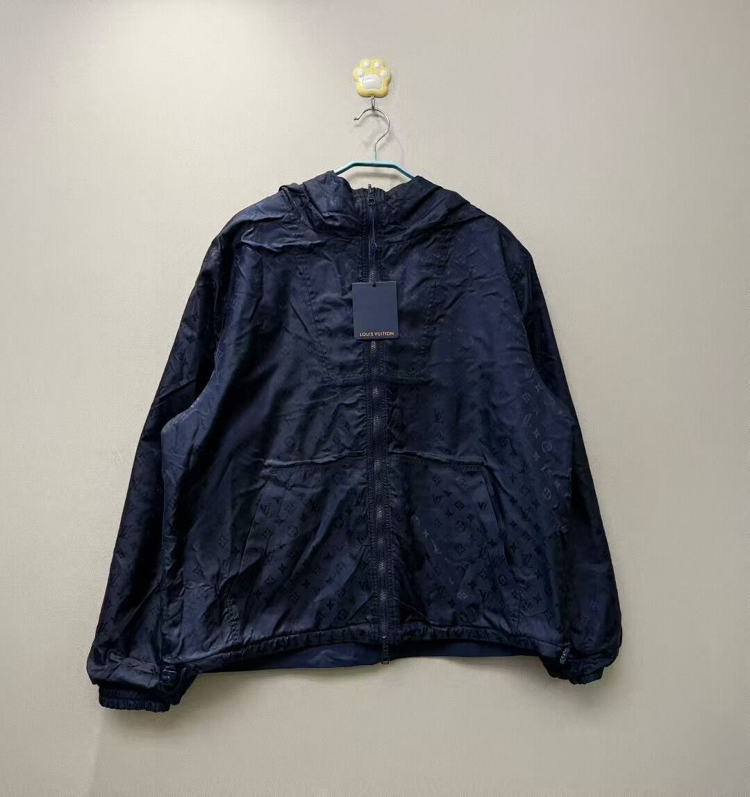Louis Vuitton Louis Vuitton Reversible Logo Jacket Size US XL / EU 56 / 4 - 1 Thumbnail