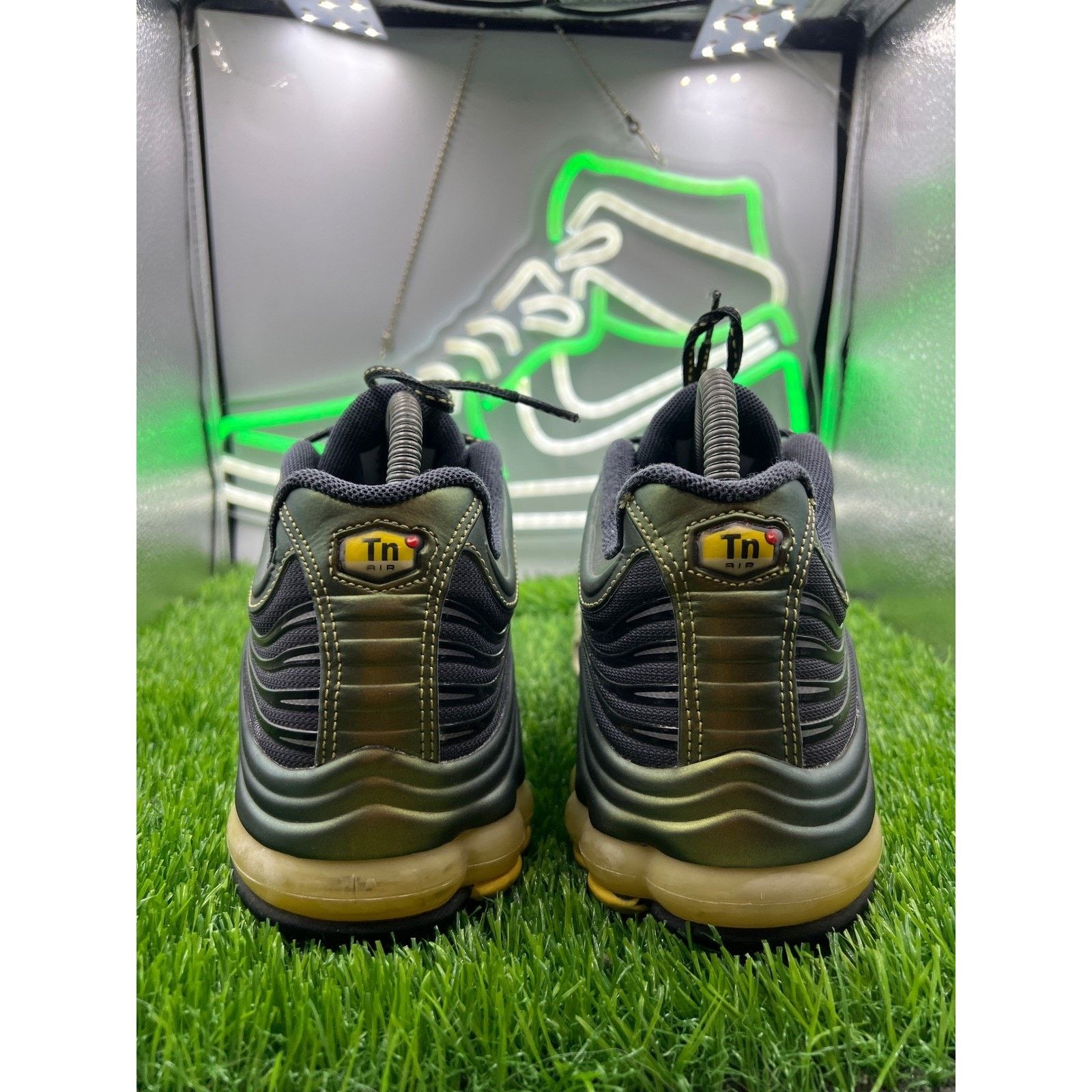Nike Nike Air Max Plus 2 Grey Olive Yellow Mens Size 9 Low Tops Size US 9 / EU 42 - 5 Thumbnail