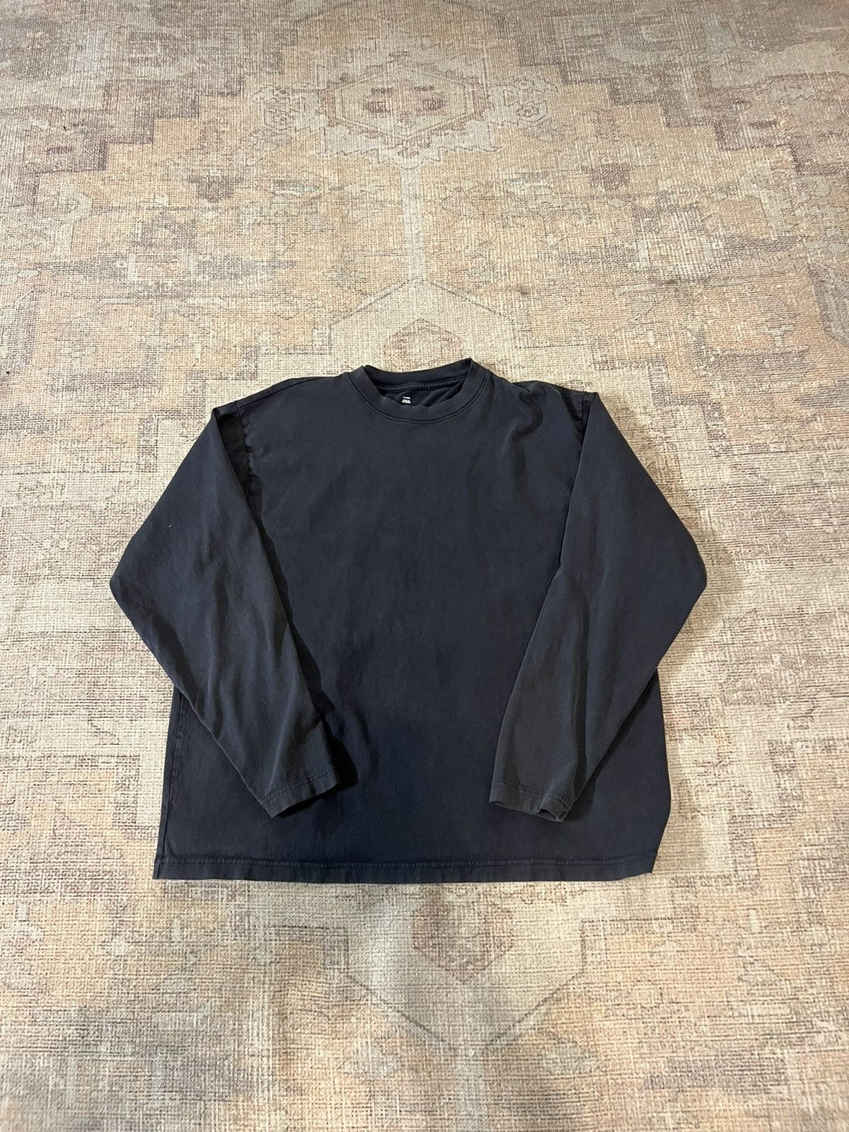 【新品/未使用】YZY LONG SLEEVE T-SHIRT BLACK GAP x YZY LONG SLEEVE T-SHIRT – Los Angeles Archive