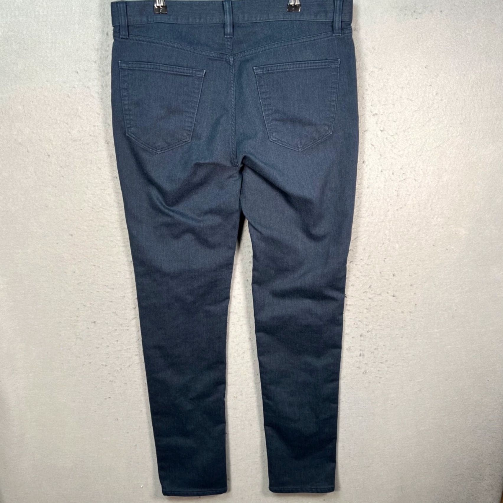 Banana Republic Banana Republic Traveler Mens Size 32 Athletic Tapered Fit Jeans Blue Cotton Denim 5-Pocket Size US 32 / EU 48 - 2 Thumbnail