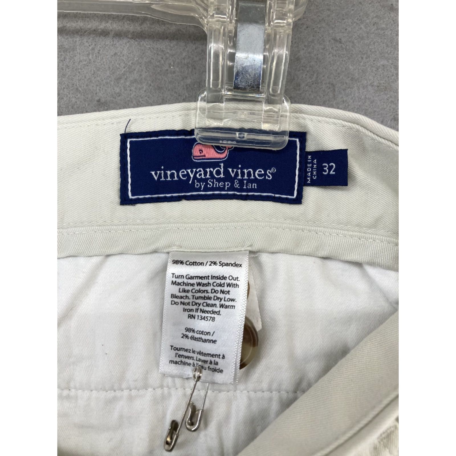 Vineyard Vines Vineyard Vines Shorts Men 32 Khaki American Flag Whale Embroidered Casual Summer Fashion Size US 32 / EU 48 - 2 Thumbnail