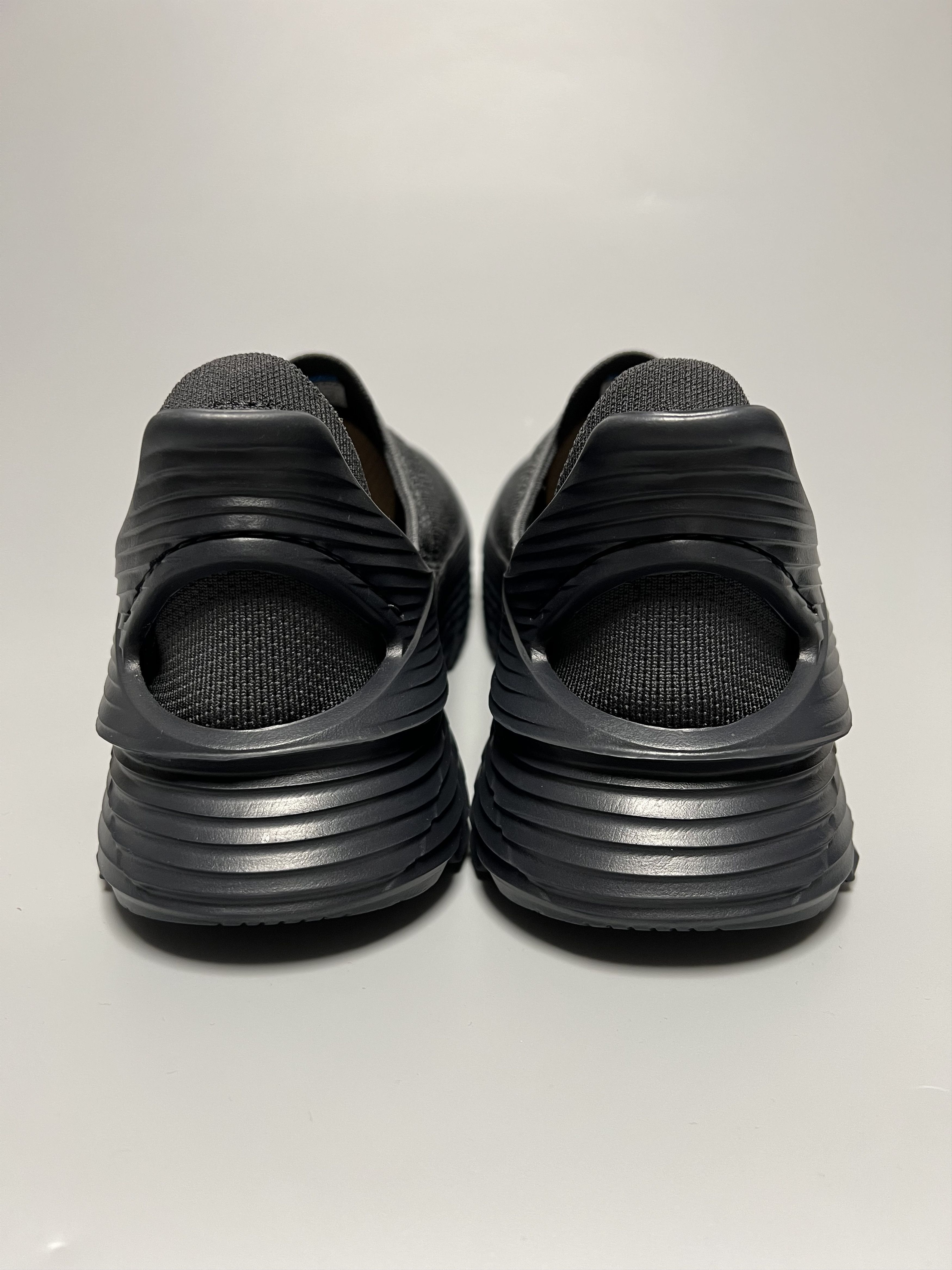 Hoka Hoka One One U Restore TC Unisex Recovery Shoes 1134532-BBLC Size US 9 / EU 42 - 3 Thumbnail