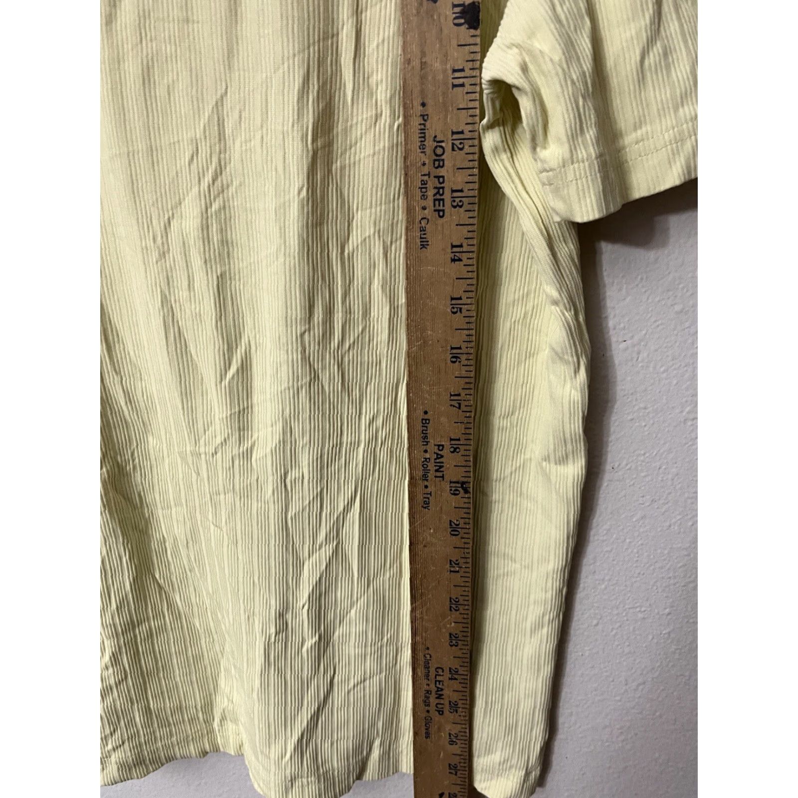Versace Versace Classic soft mens ribbed tshirt Authenticated Medium Yellow Authentic Size US L / EU 52-54 / 3 - 4 Thumbnail