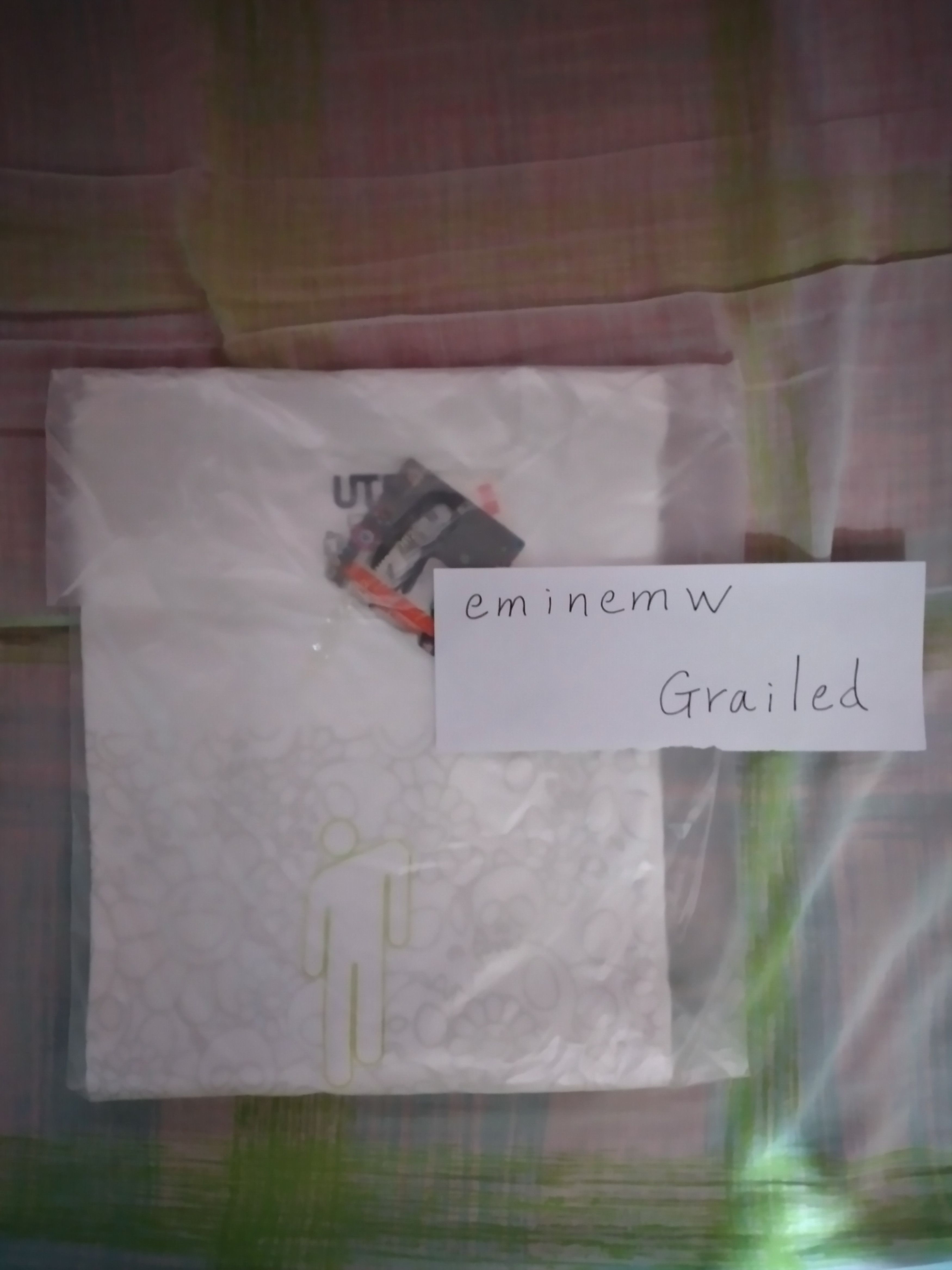 Billie Eilish Uniqlo X BILLIE EILISH x TAKASHI MURAKAMI T-Shirt TEE Size US L / EU 52-54 / 3 - 1 Thumbnail