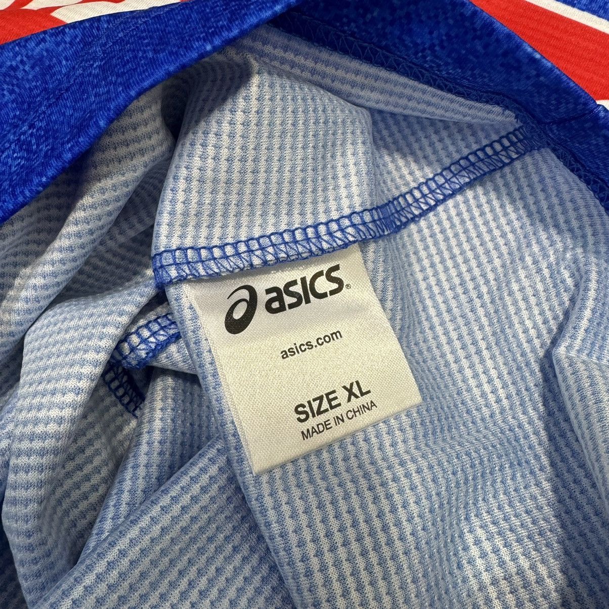 Asics Western Bulldogs Asics 2026 Training jersey Size US XL / EU 56 / 4 - 7 Thumbnail
