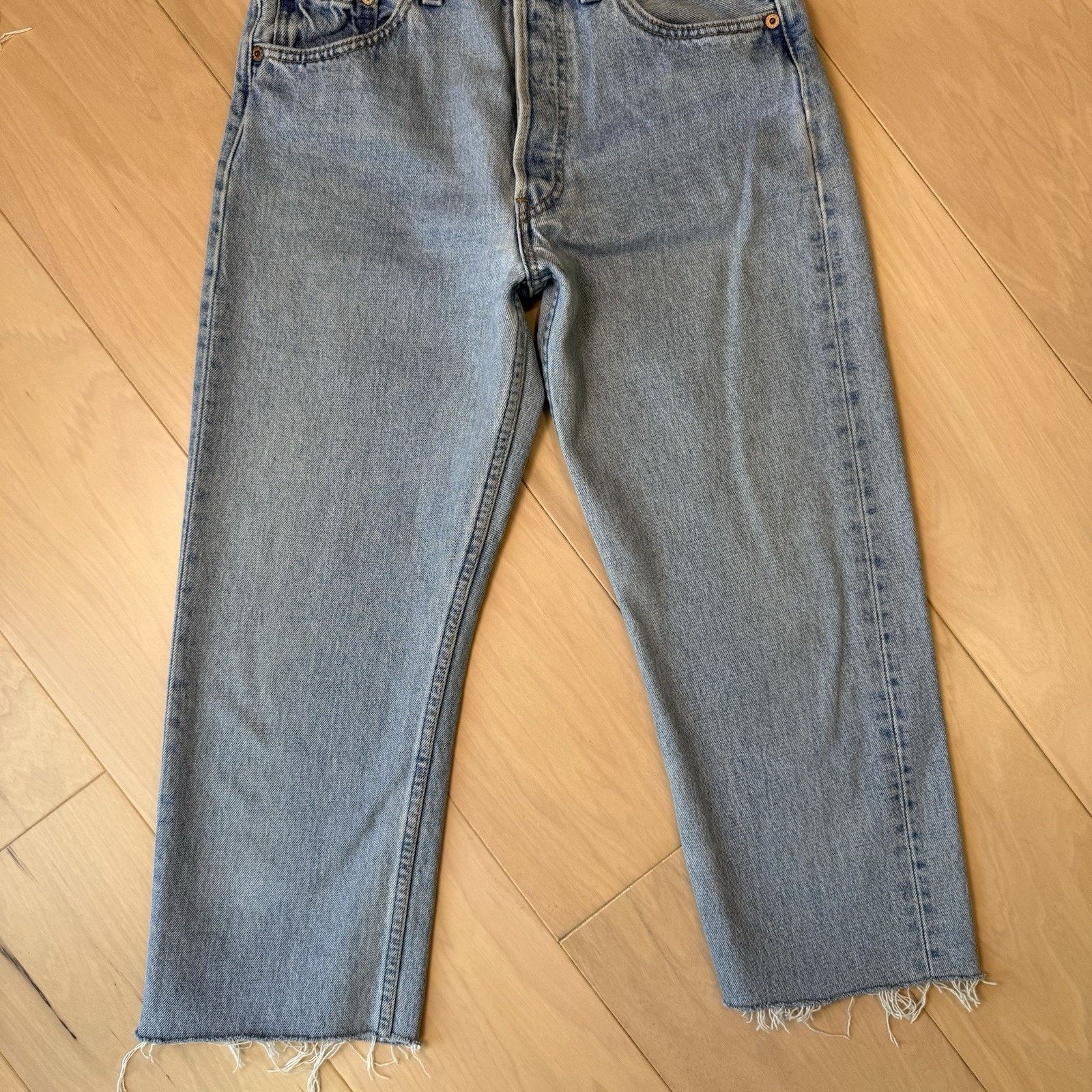 Levi's Vintage Levis 501 Jeans 26 Blue Straight Leg 90s Denim Size US 26 / EU 42 - 4 Thumbnail