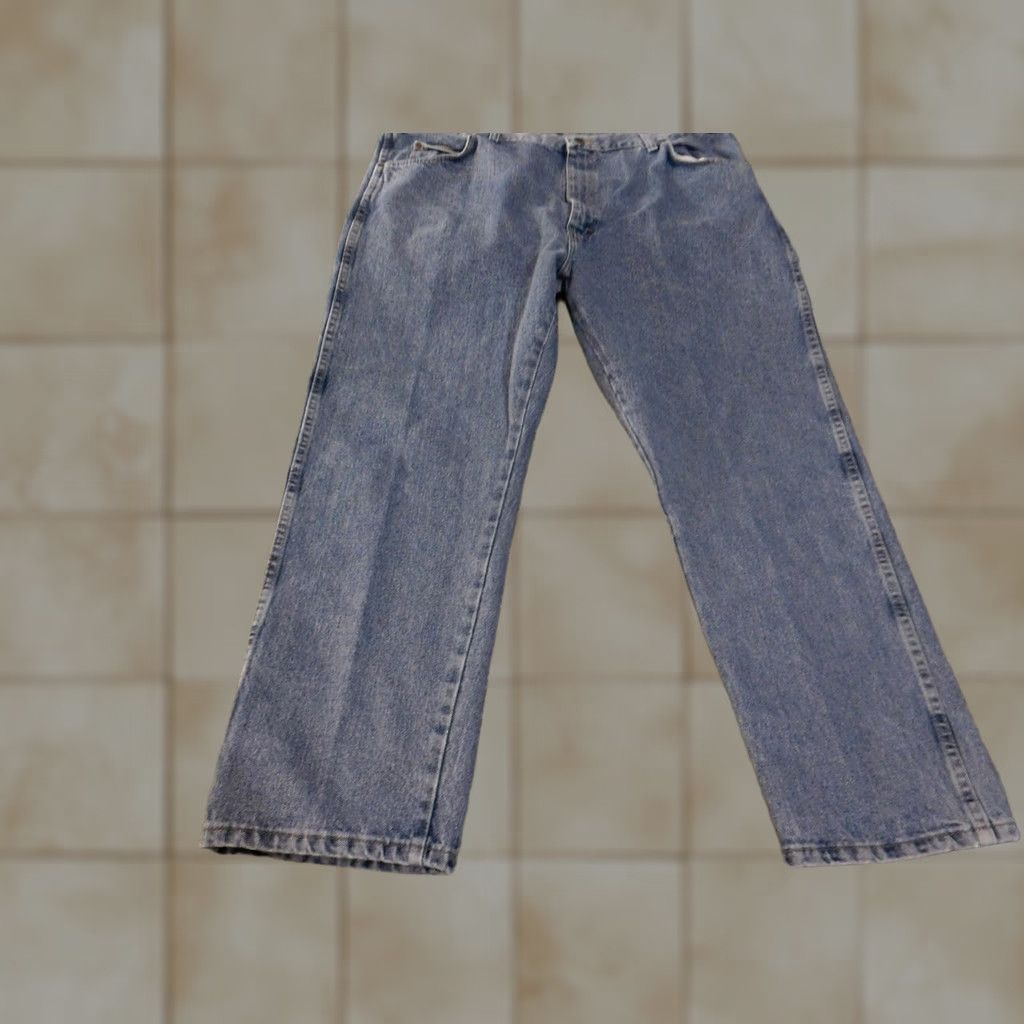 Wrangler Wrangler Blues Jeans Men 42x30 Blue Classic Fit Denim Straight Leg WB902GI Mens Jeans Size US 42 / EU 58 - 1 Thumbnail