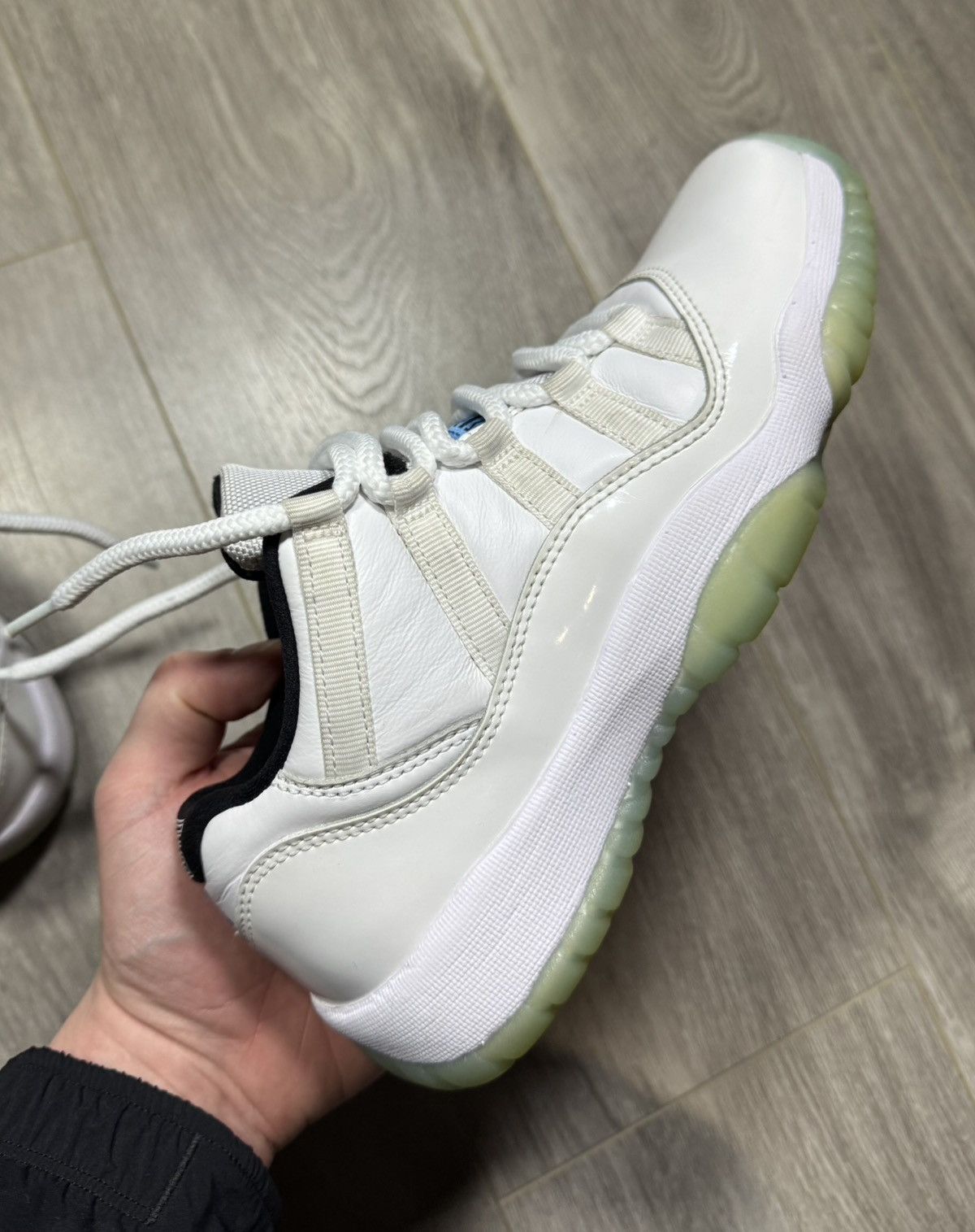 Jordan Brand Nike Air Jordan 11 Retro Low GS 'Legend Blue' 2021 Size US 6 / EU 39 - 8 Thumbnail