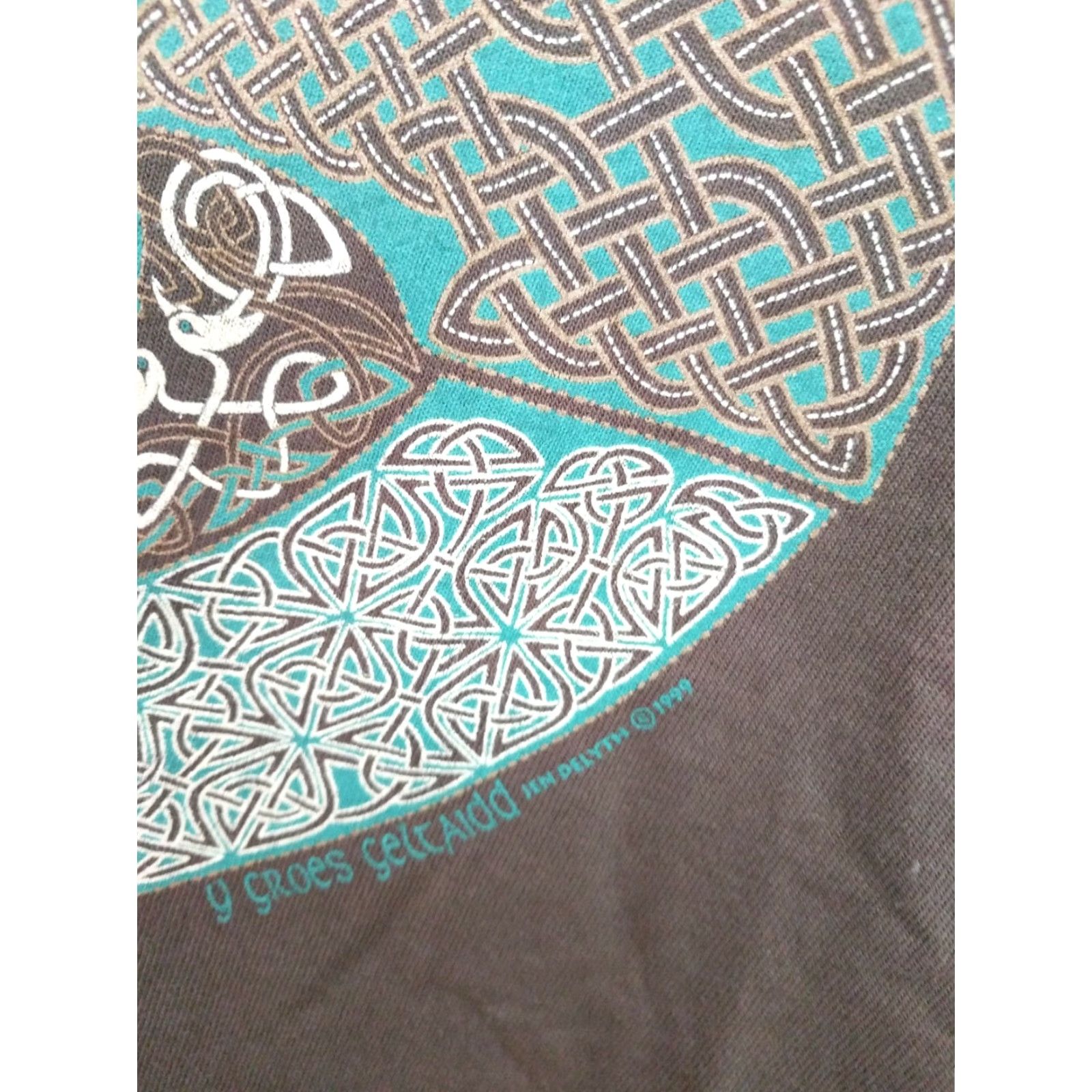 Vintage New Keltic CELTIC CROSS wheel Cross South Wales Large deadstock dated 1999 T-Shirt Men L Brown Graphic Tee Vintage No Size US L / EU 52-54 / 3 - 2 Thumbnail
