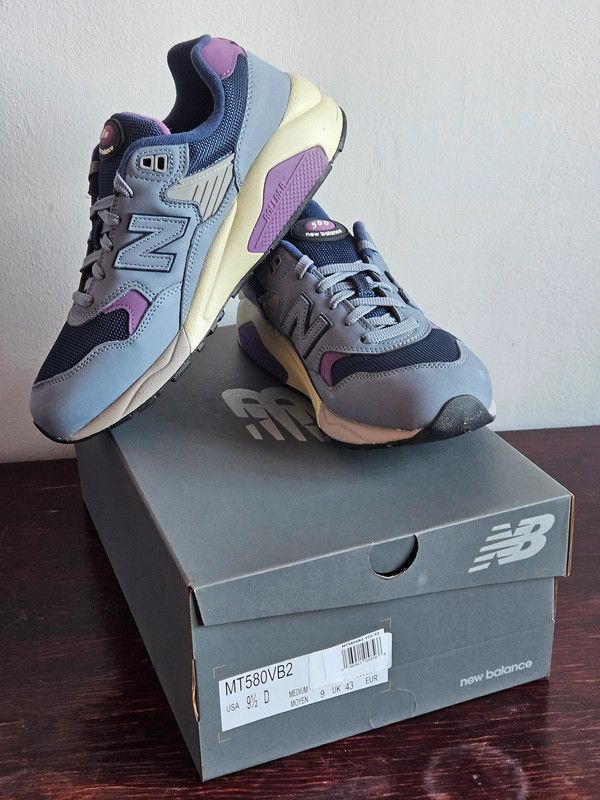 New Balance New Balance 580 43 Size US 9.5 / EU 42-43 - 3 Thumbnail