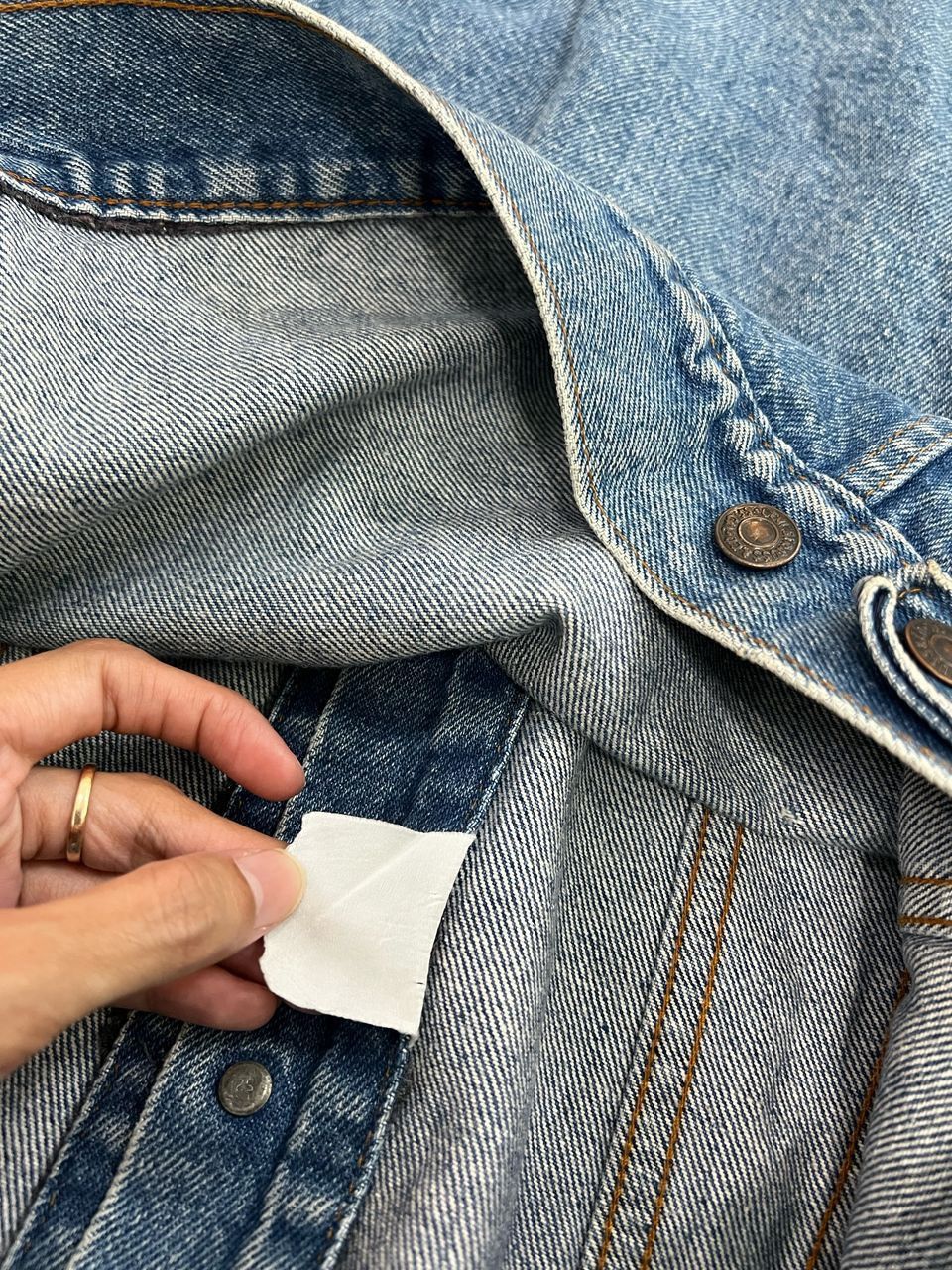 Levi's Levis 1970’s type3 Trucker Jacket Top Button 52 Size US M / EU 48-50 / 2 - 10 Thumbnail