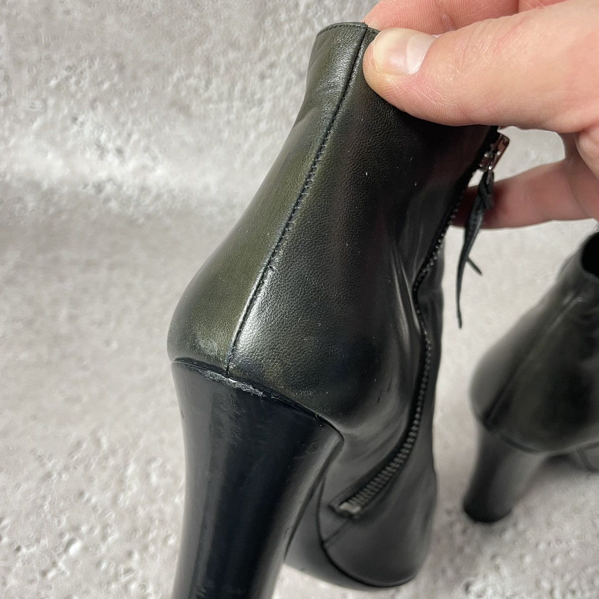 Prada × Vintage Mi Miu Black Leather Ankle Boots sz 39 Size US 9.5 / IT 39.5 - 7 Thumbnail
