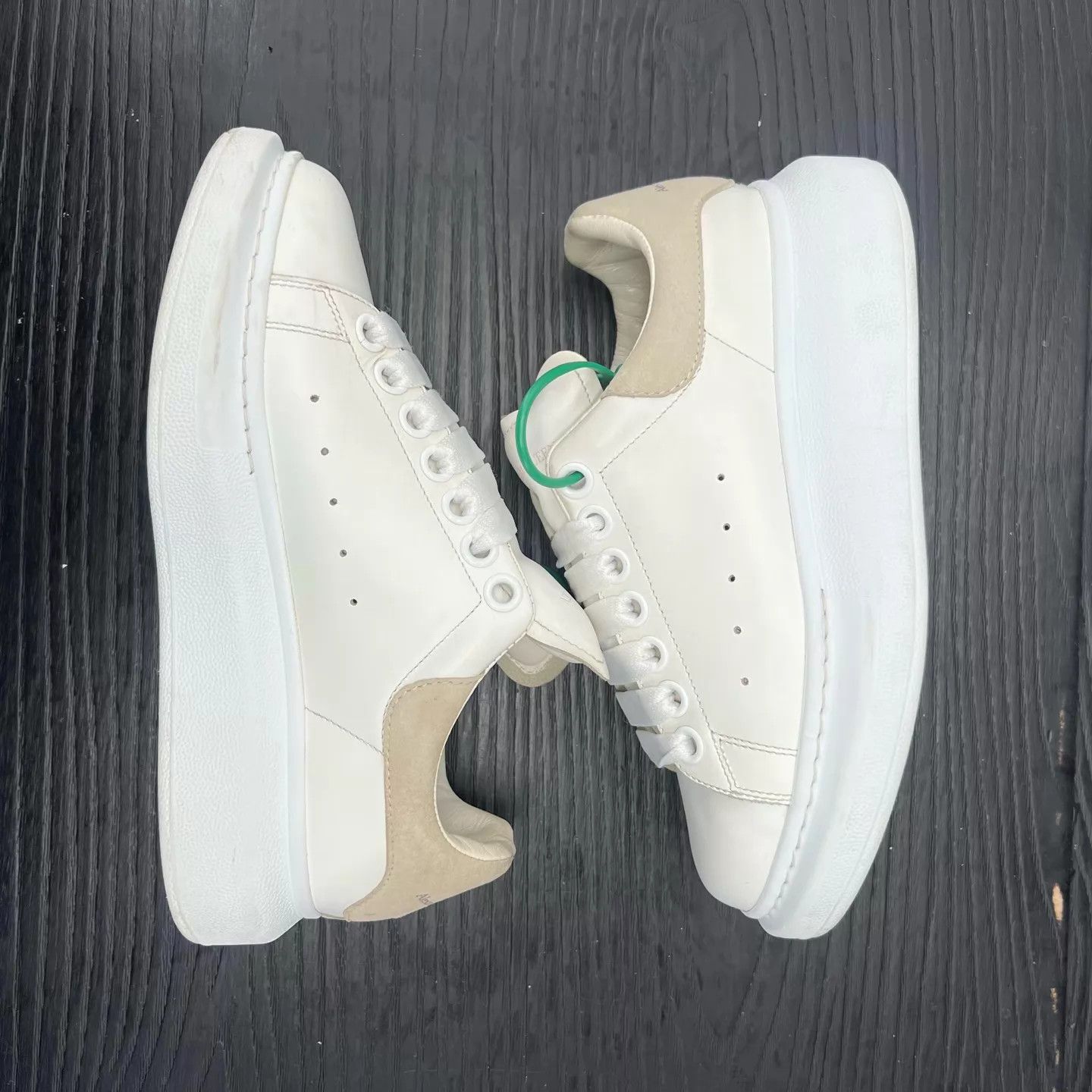 Alexander McQueen McQueen white & pink suede shoes 35.5 original box Size US 5 / IT 35 - 2 Thumbnail