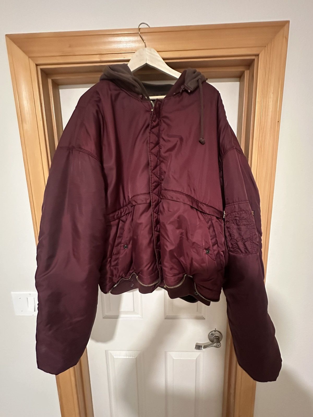 Vetements ss17 reversible cropable oversized bomber