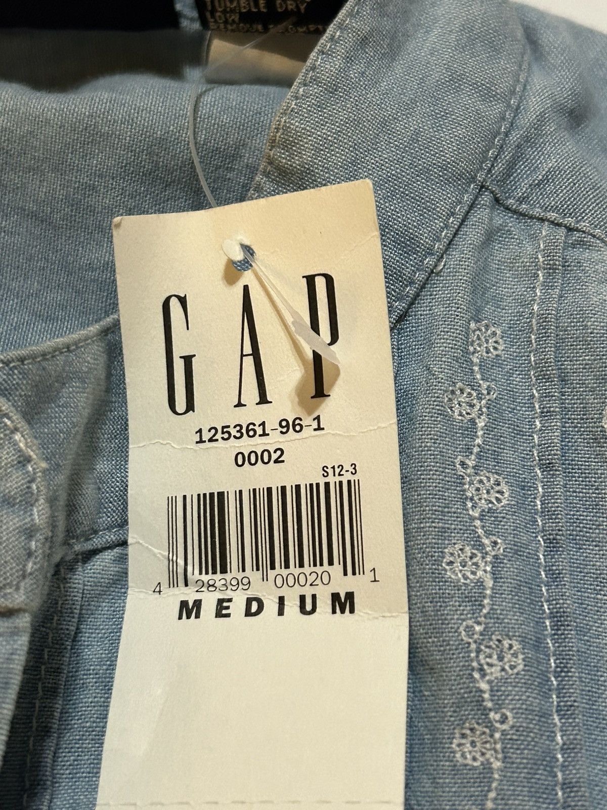 Gap Vintage Gap women's blue denim shirt size medium Size M / US 6-8 / IT 42-44 - 6 Thumbnail