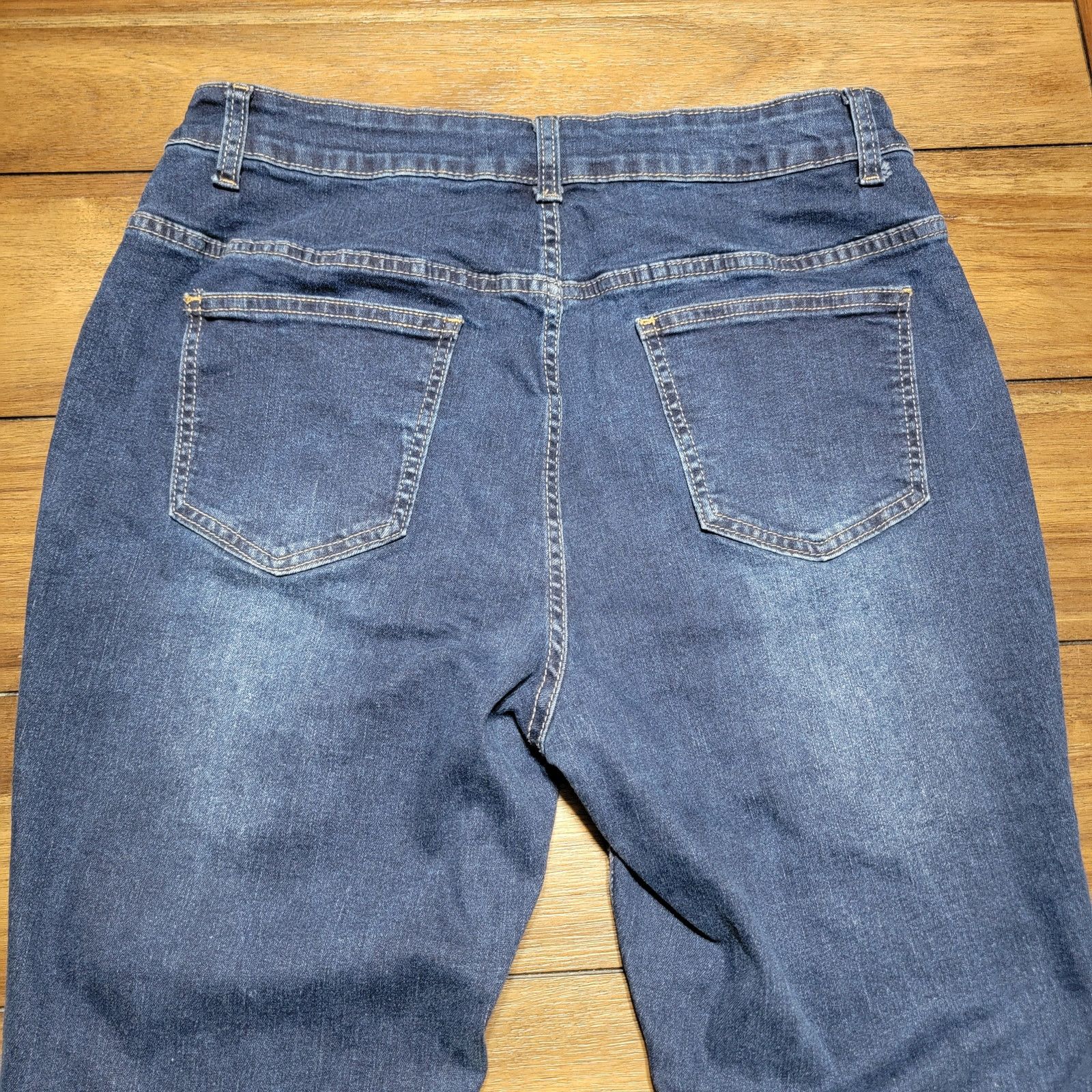 Shein Shein Curve Straight Jeans w/ Double Button Up Fly - 1XL Size 32" / US 10 / IT 46 - 4 Thumbnail