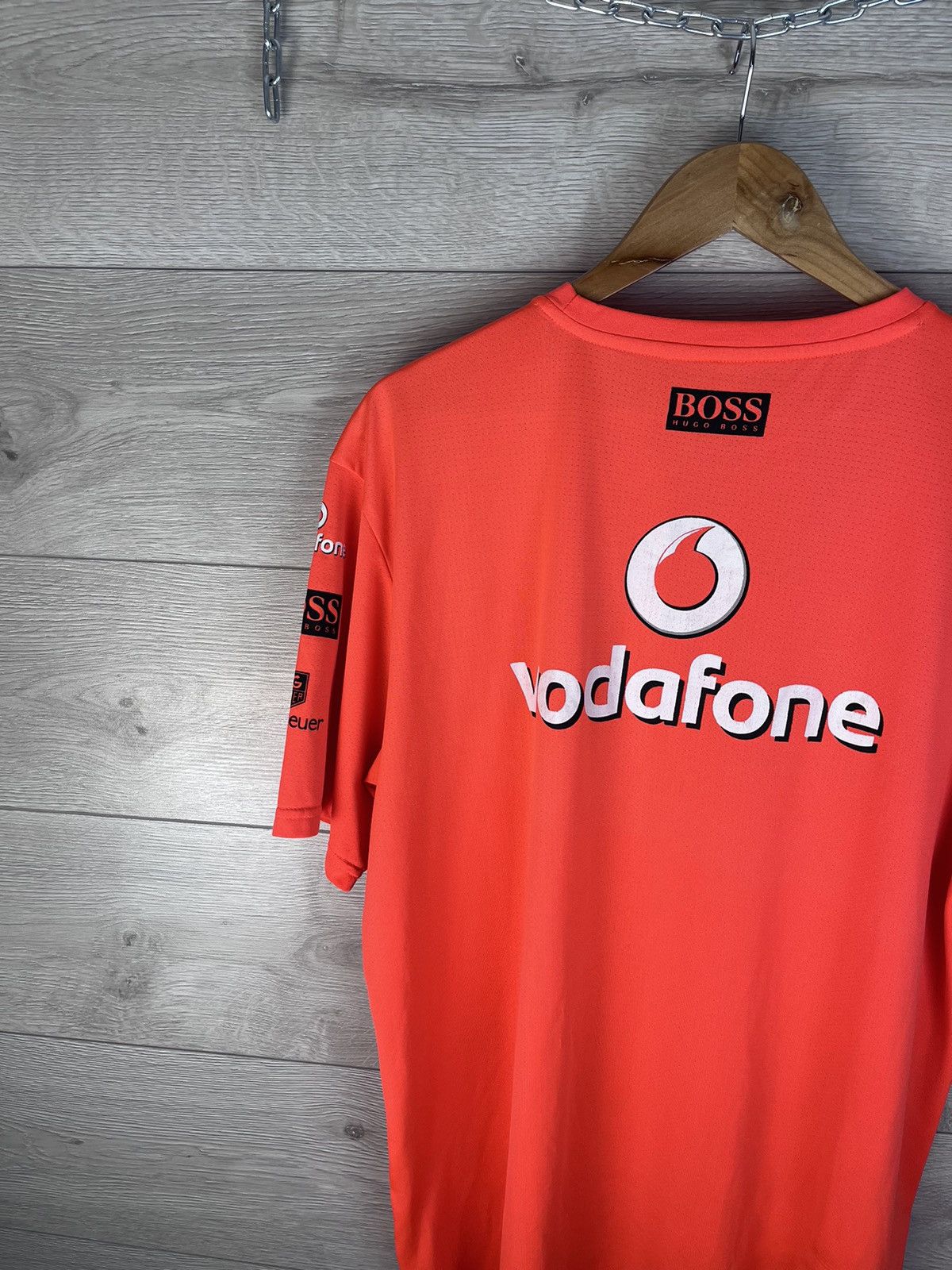Vintage Men’s T-shirt Vodafone Mercedes Benz size Xxl Boss sport Size US XXL / EU 58 / 5 - 8 Thumbnail