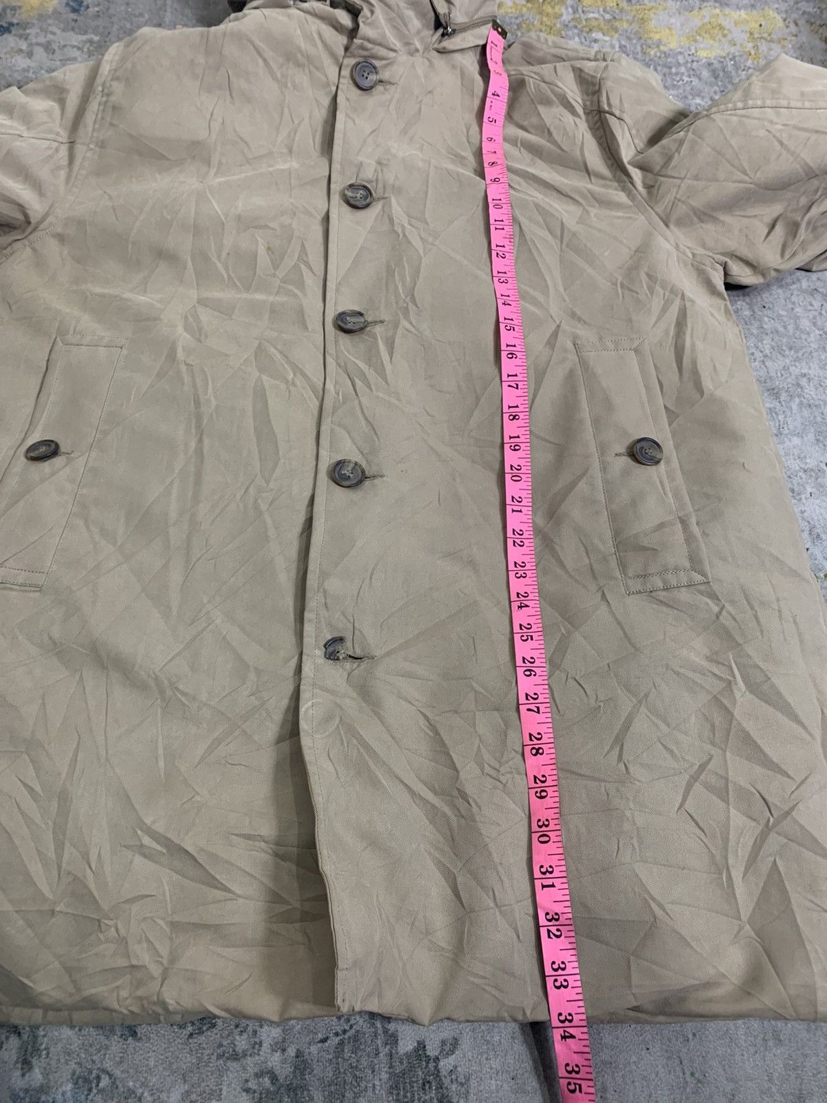Moncler Vintage 1990’s Moncler Beige Fur Puffer Parka Jacket Size US L / EU 52-54 / 3 - 15 Thumbnail