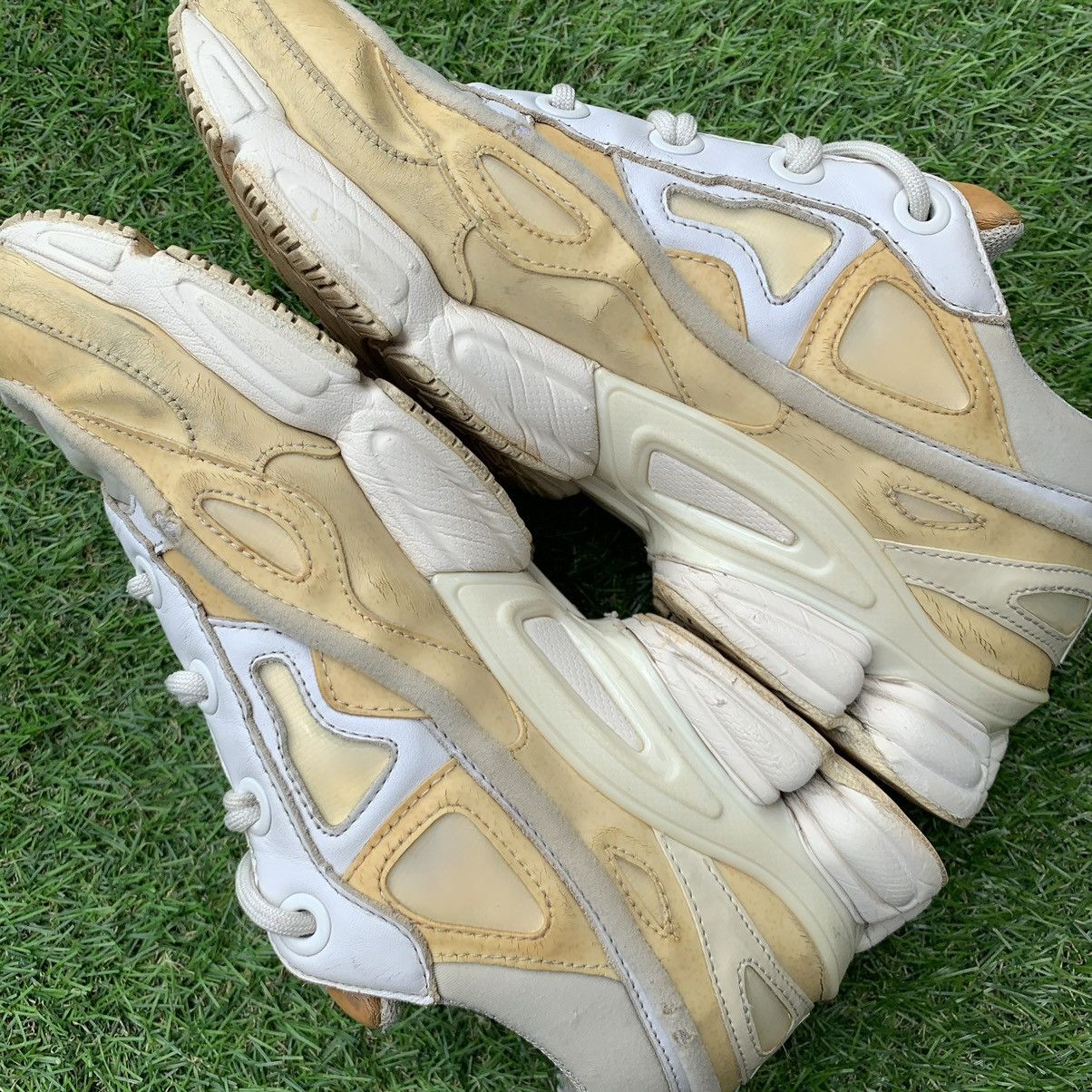Adidas × Raf Simons Adidas Raf Simons Ozweego Bunny Cream Size US 8.5 / EU 41-42 - 7 Thumbnail