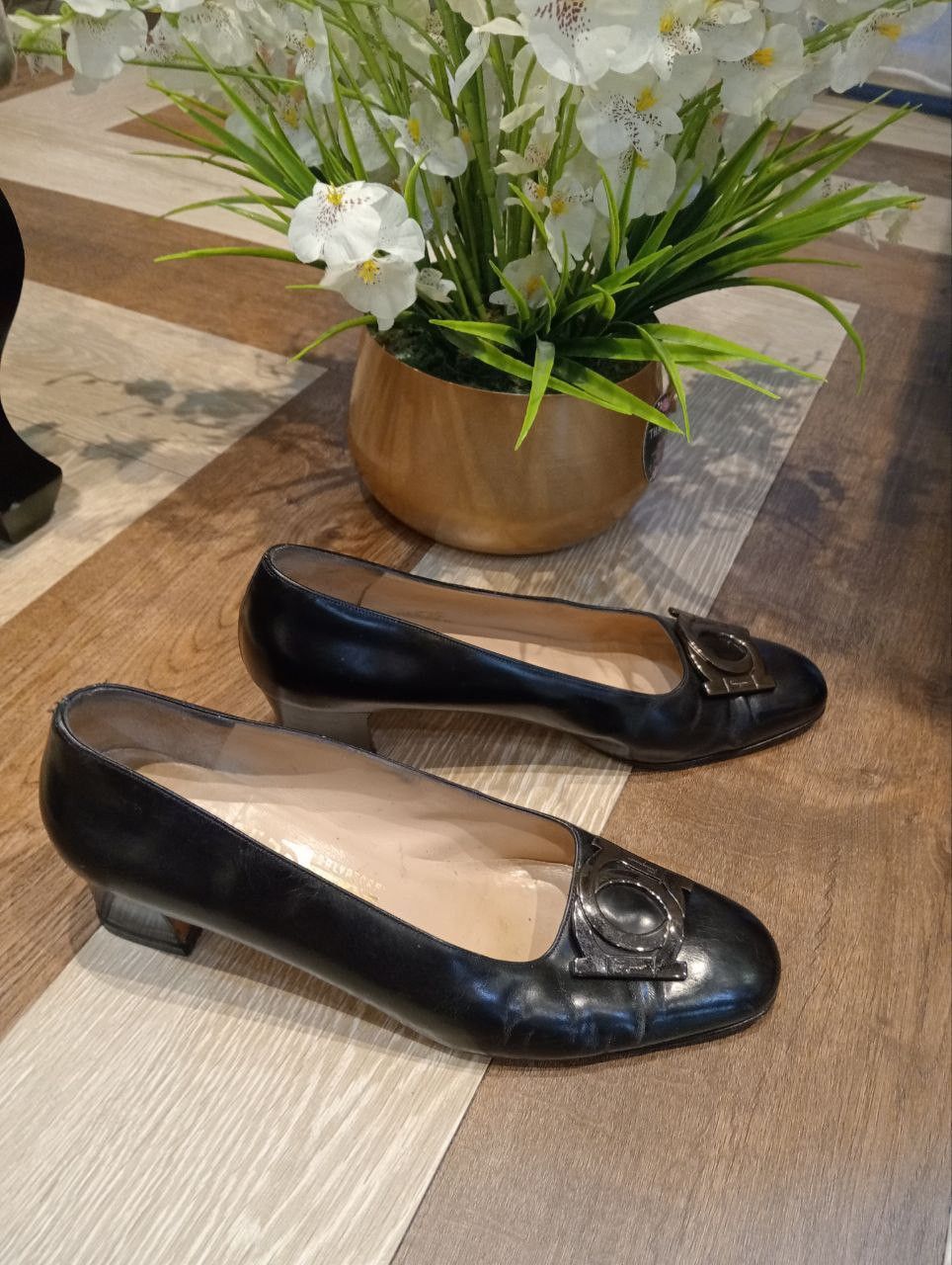 Salvatore Ferragamo LUXURY SALVATORE FERRAGAMO LEATHER HEELS BLACK Size US 8.5 / IT 38.5 - 5 Thumbnail