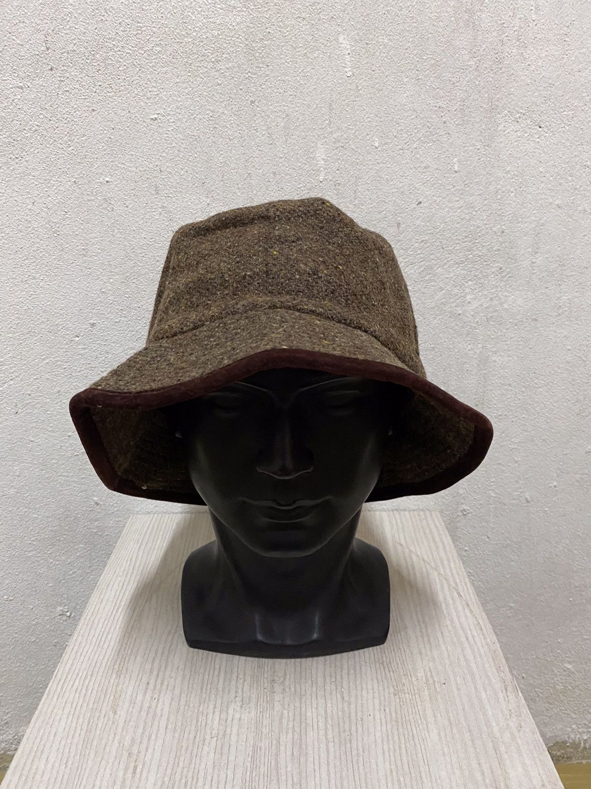 Vintage Vintage Maxime Labeyrie Paris Plain Bucket Hat Size ONE SIZE - 2 Thumbnail