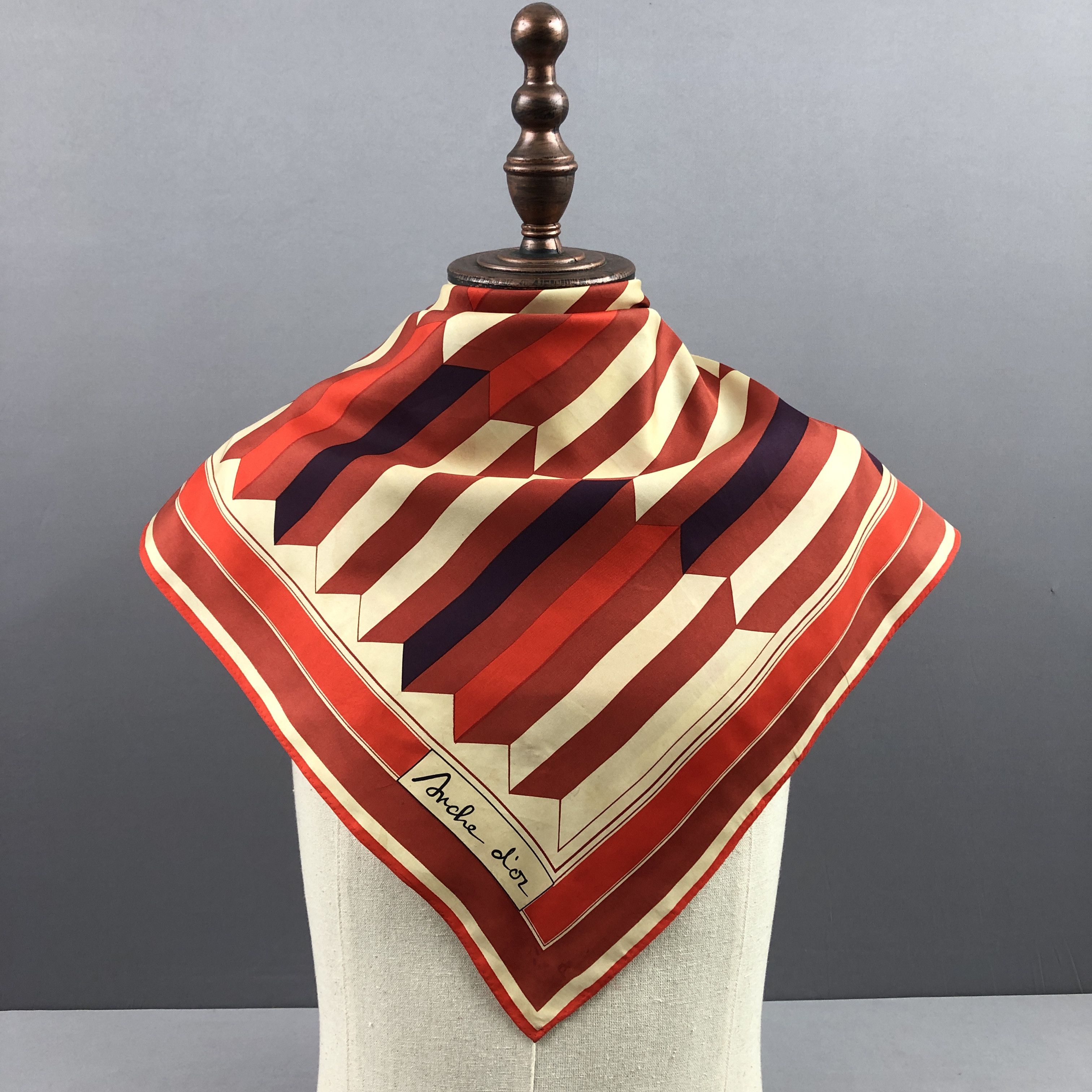 Japanese Brand Vintage SILK Scarf Twill Stole Wraps Scarves - GF60016 Size ONE SIZE - 3 Thumbnail