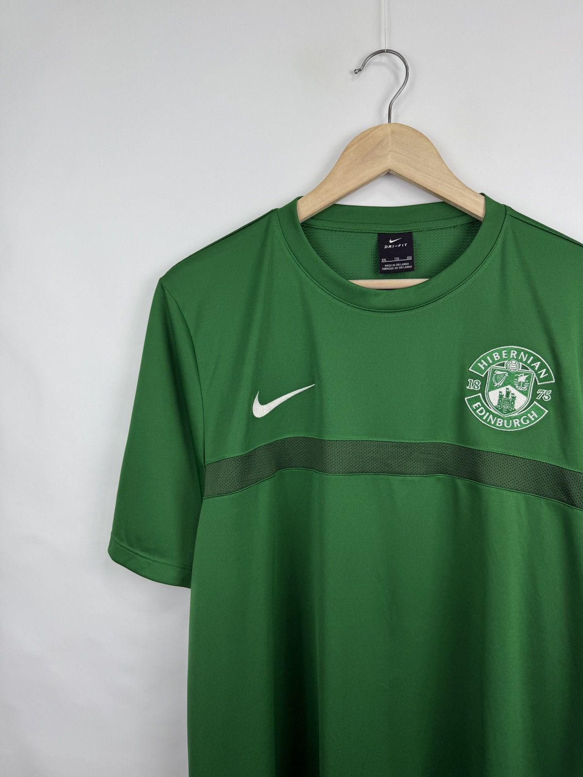 Nike 🏴󠁧󠁢󠁳󠁣󠁴󠁿 2016 Nike Hibernian Edinburg Soccer T-Shirt Retro Rare Size US XXL / EU 58 / 5 - 2 Thumbnail