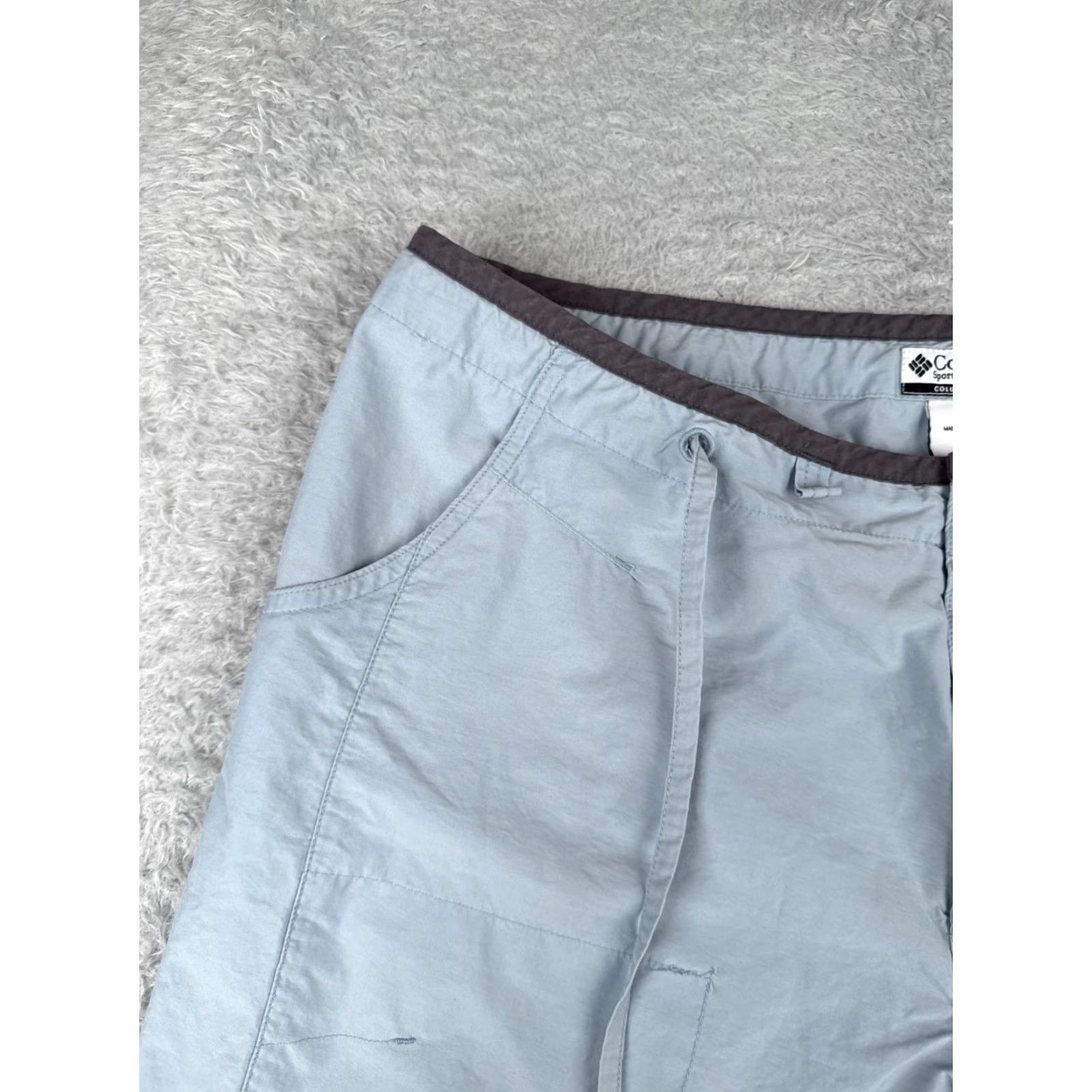 Vintage VINTAGE Columbia Shorts Womens XL Blue Nylon Cotton Blend Drawstring 6" Inseam 6in Pocket Logo Outdoor Fish Camping Hiking Size 40" / US 18 - 4 Thumbnail