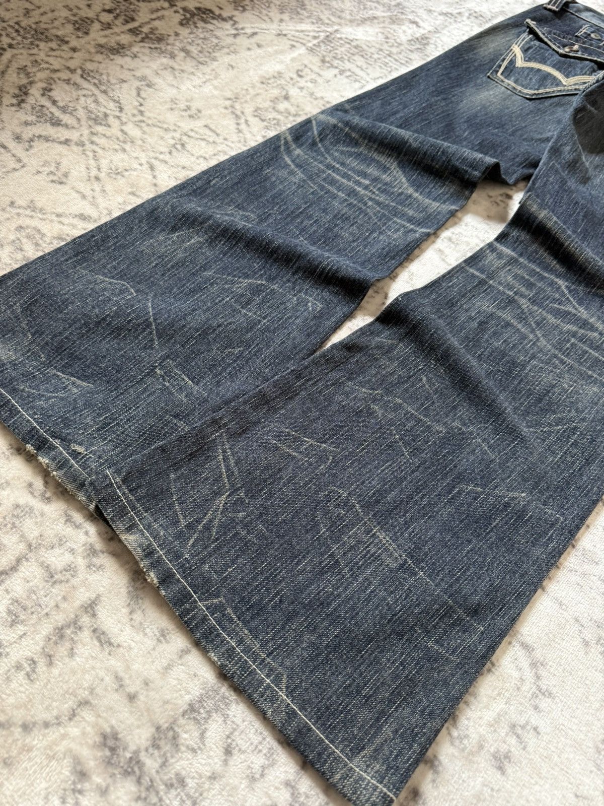 Le Grande Bleu (L.G.B.) Edwin 503 Japan Muddy Wash Flared Jeans Size US 28 / EU 44 - 15 Thumbnail