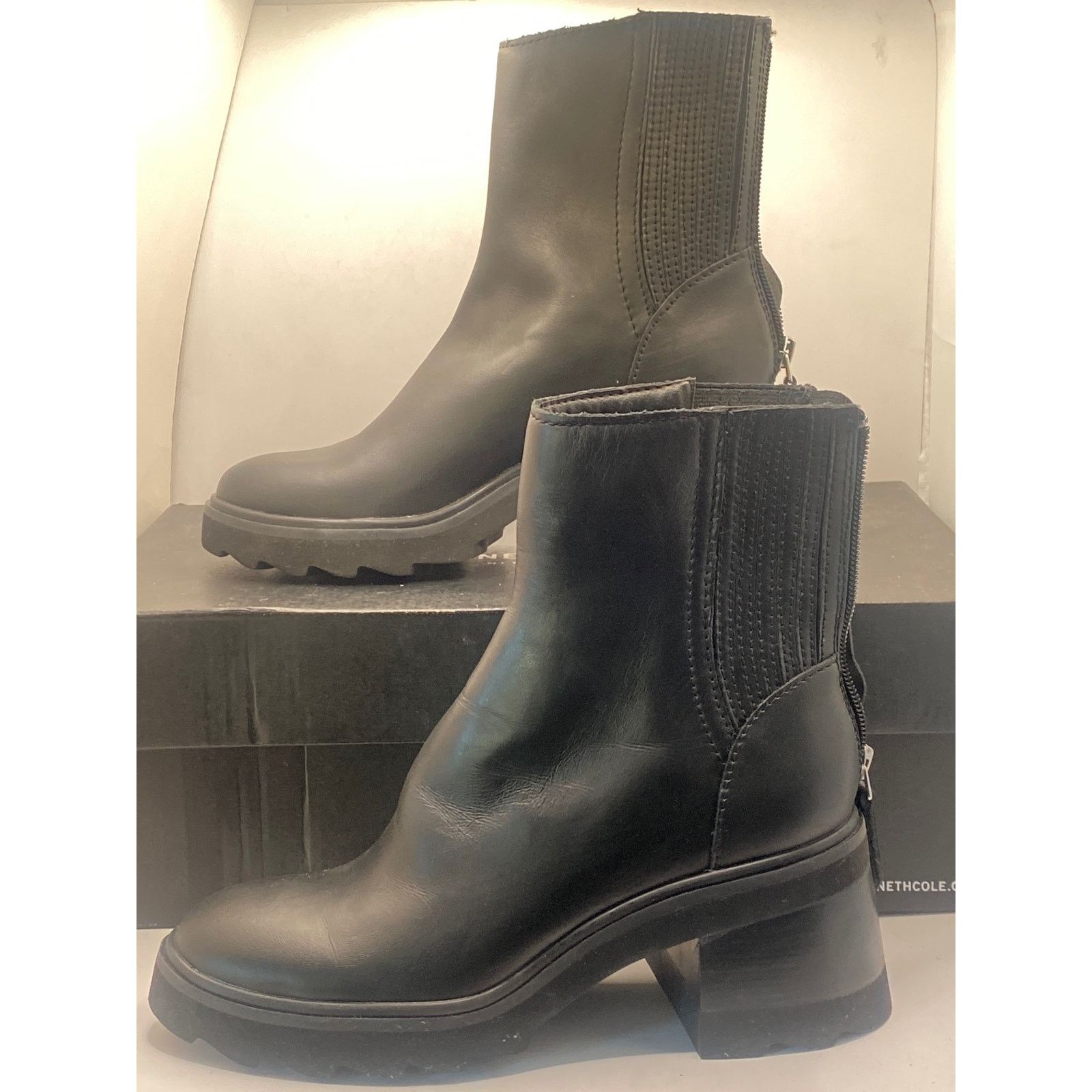 Dolce Vita Dolce Vita Martey H2o Wide Leather Bootie Black Size 5 Size US 5 / IT 35 - 3 Thumbnail