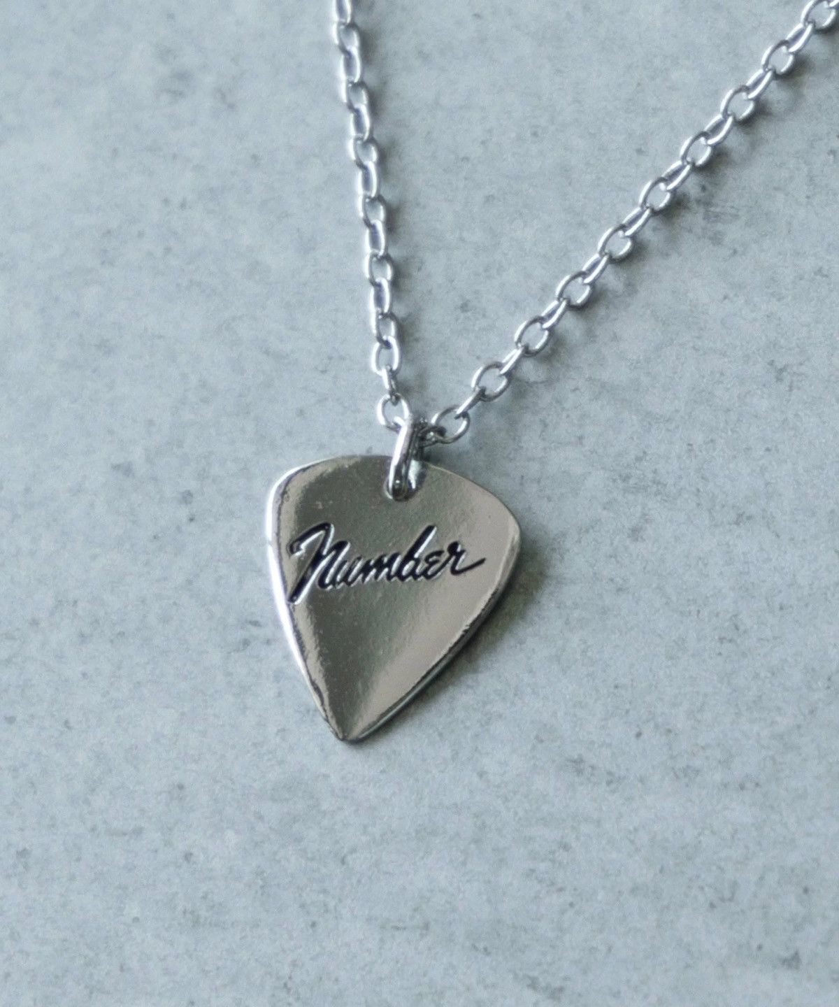 Number (N)ine Number nine guitar pick necklace Size ONE SIZE - 9 Thumbnail