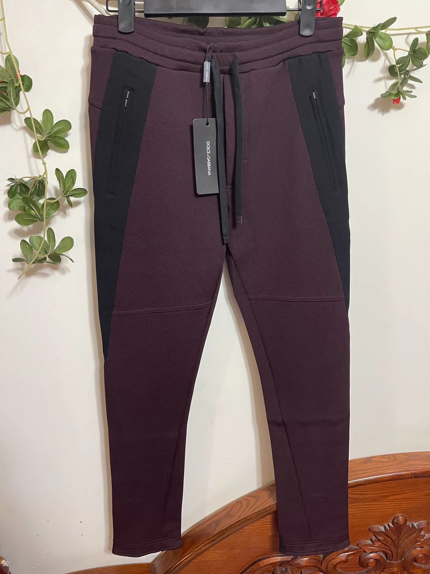 Dolce & Gabbana DOLCE&GABBANA Slim-Fit Sweatpants 44 Size US 28 / EU 44 - 1 Thumbnail