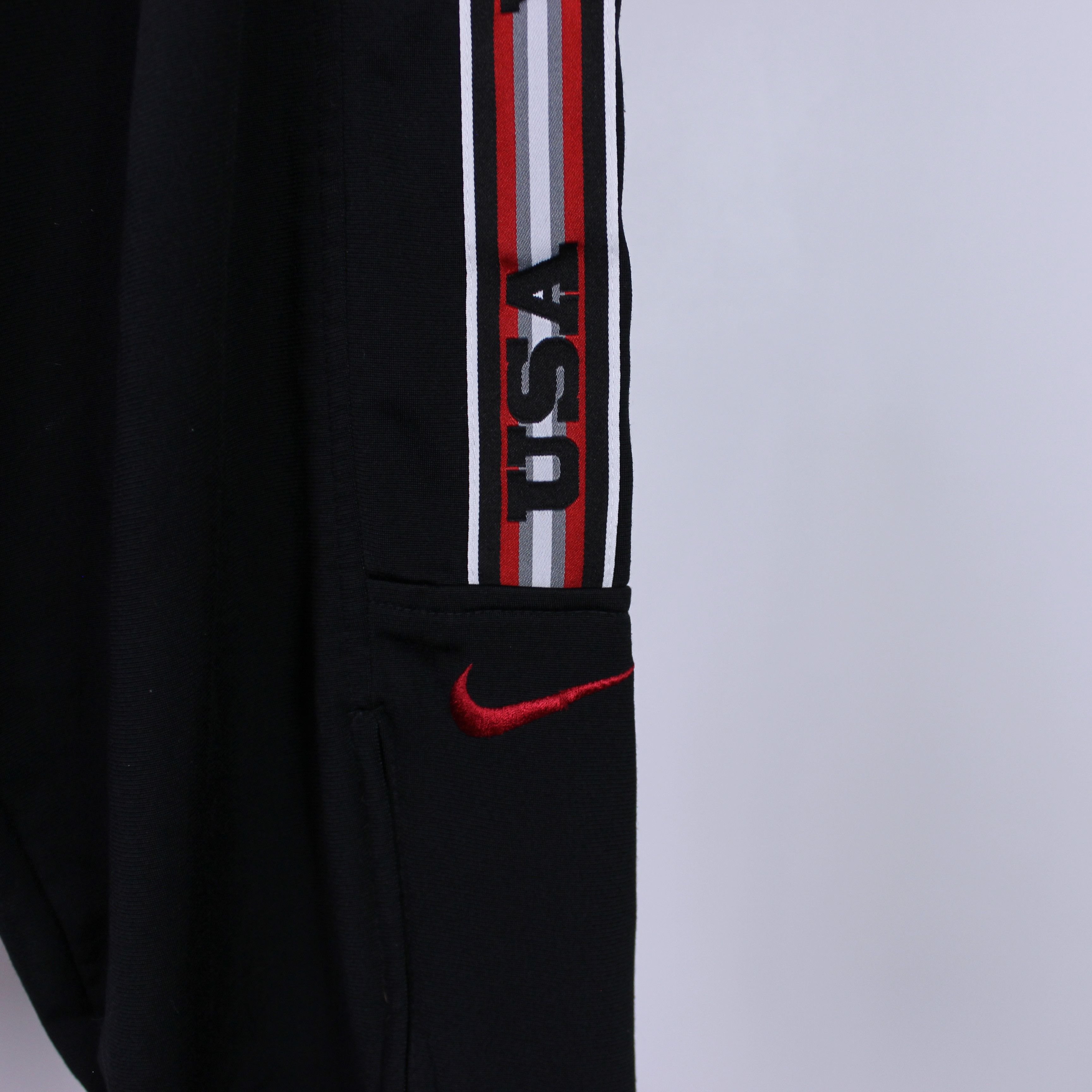 Nike Nike USA vintage jogger pants L XL Size US 36 / EU 52 - 2 Thumbnail