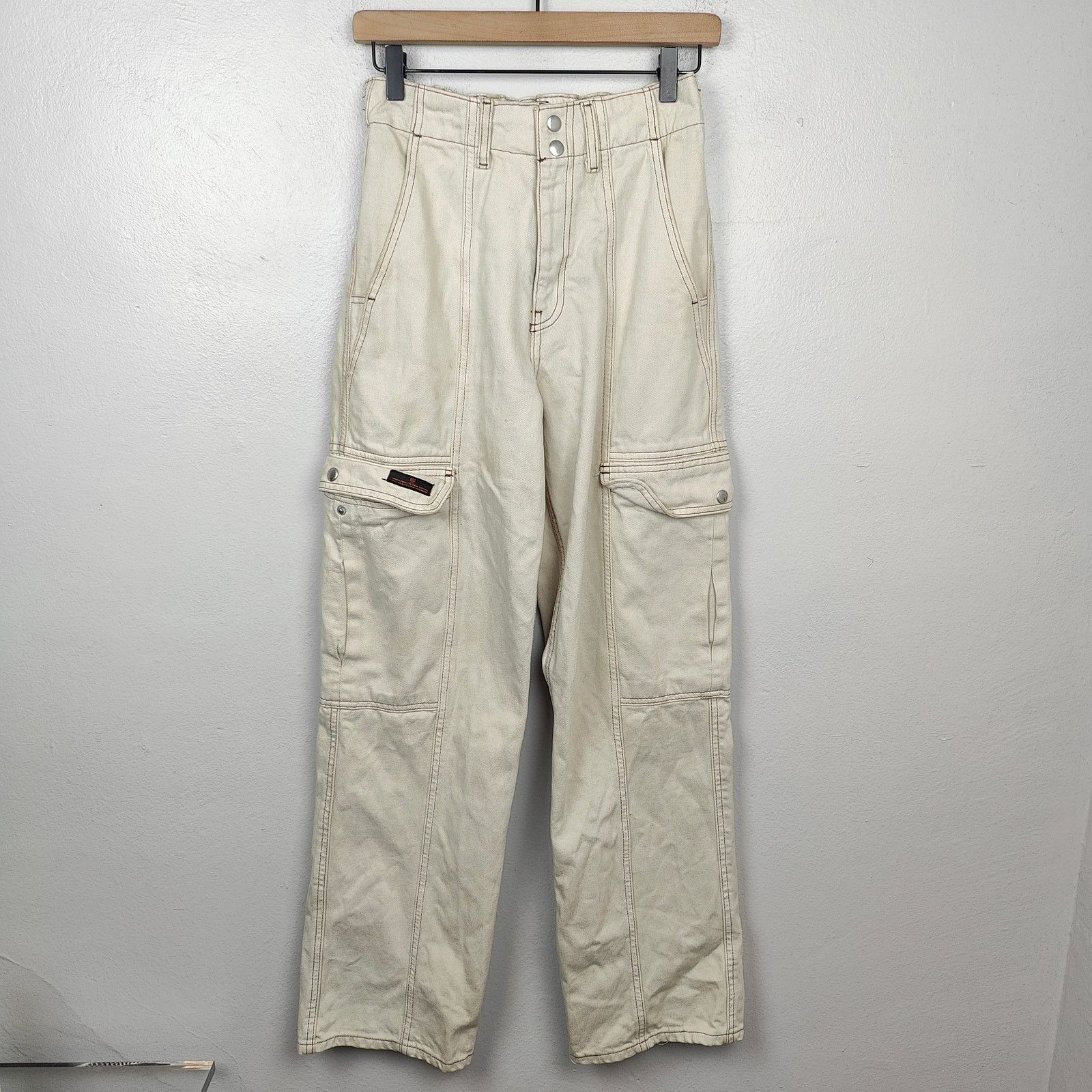 Bdg BDG Baggy Cargo Jeans Womens 26 Beige Y2K Utility Skater Size 26" / US 2 / IT 38 - 1 Thumbnail