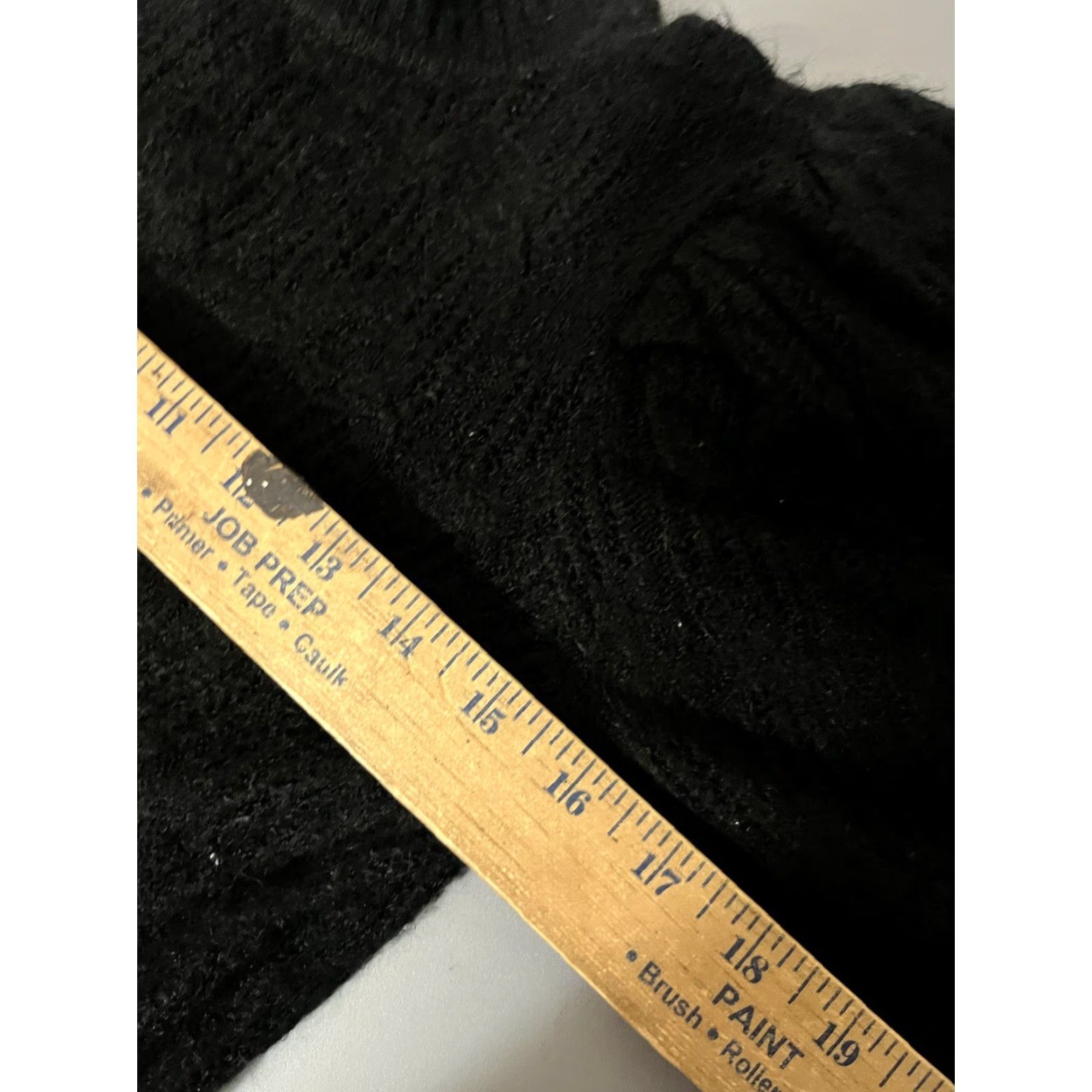 Express Express Women’s Small Black Puff Sleeve Cable-Knit Pullover Sweater - Lightweight Classic Fit for Business, Casual, Party/Cocktail Size S / US 4 / IT 40 - 6 Thumbnail