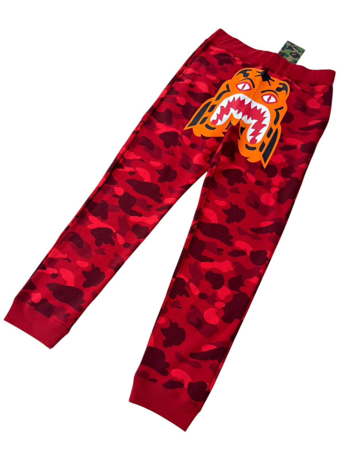 Bape BAPE Red Camo Tiger Shark Sweatpants Size US 34 / EU 50 - 3 Thumbnail