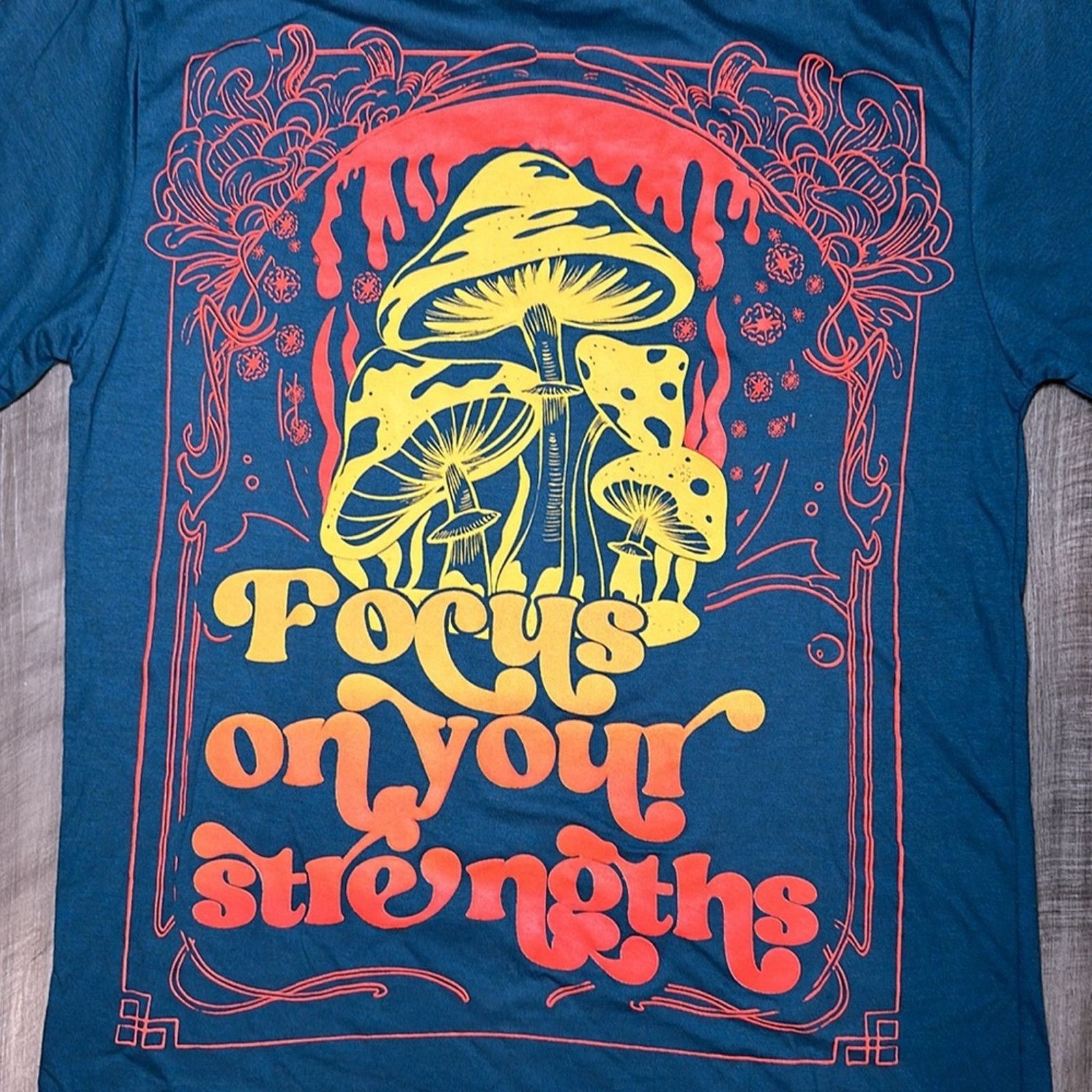 Other RGSTR Focus On Your Strengths Psychedelic Tee (NWOT) - Small Size US S / EU 44-46 / 1 - 4 Thumbnail
