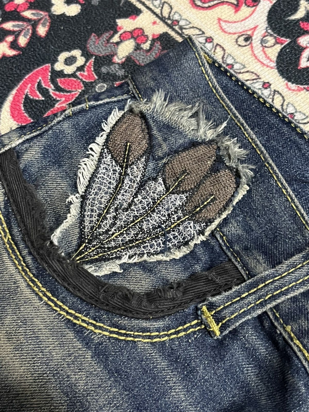 Affliction Japanese Be Ambition White Cross “Ambition” Slogan Jeans Size US 30 / EU 46 - 6 Thumbnail