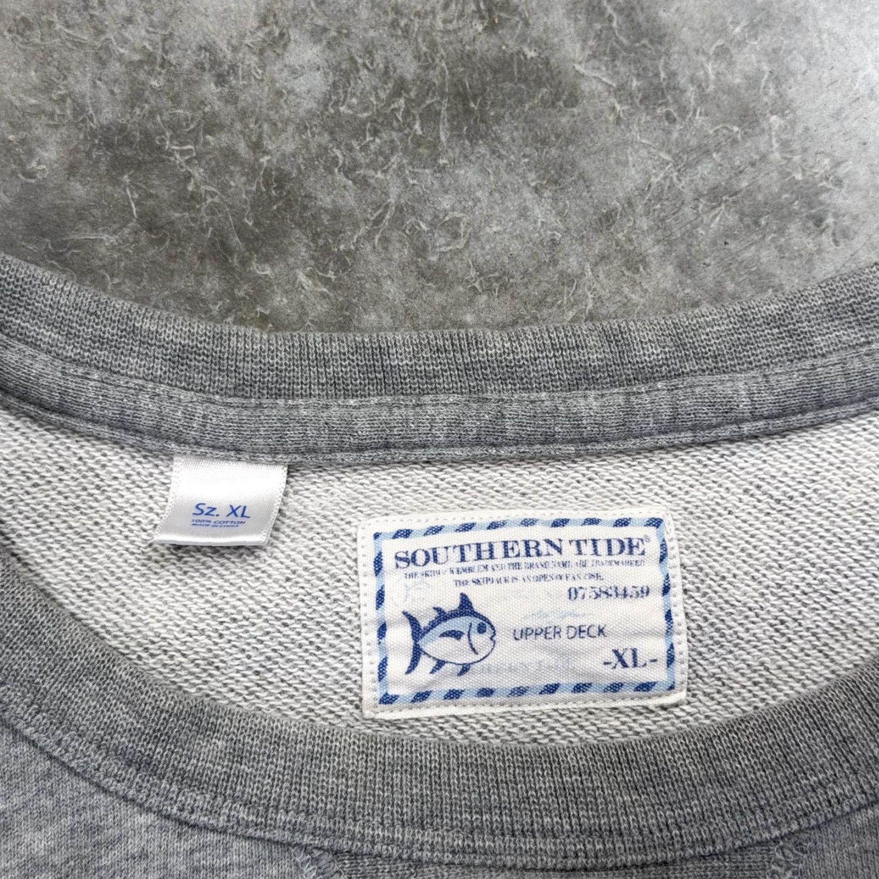 Southern Tide Southern Tide Sweatshirt Mens XL Gray Crewneck Pullover Fish Logo Upper Deck Size US XL / EU 56 / 4 - 4 Thumbnail
