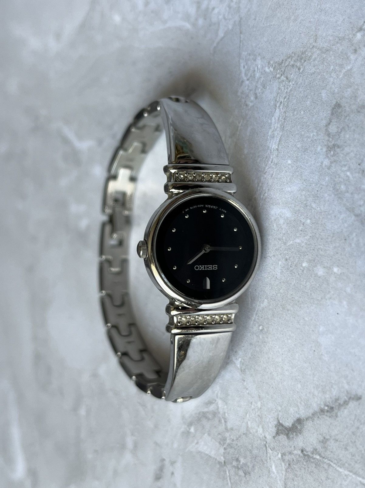 Japanese Brand × Seiko × Vintage Elegant Seiko Women’s Watch with Crystals Size ONE SIZE - 3 Thumbnail