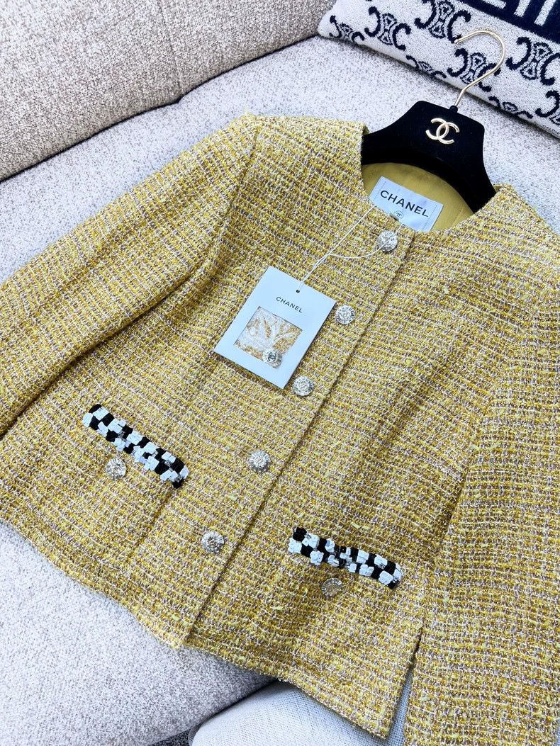 Chanel Chanel Diamond buckle two-pocket embroidery mosaic sequin Size XS / US 0-2 / IT 36-38 - 3 Thumbnail