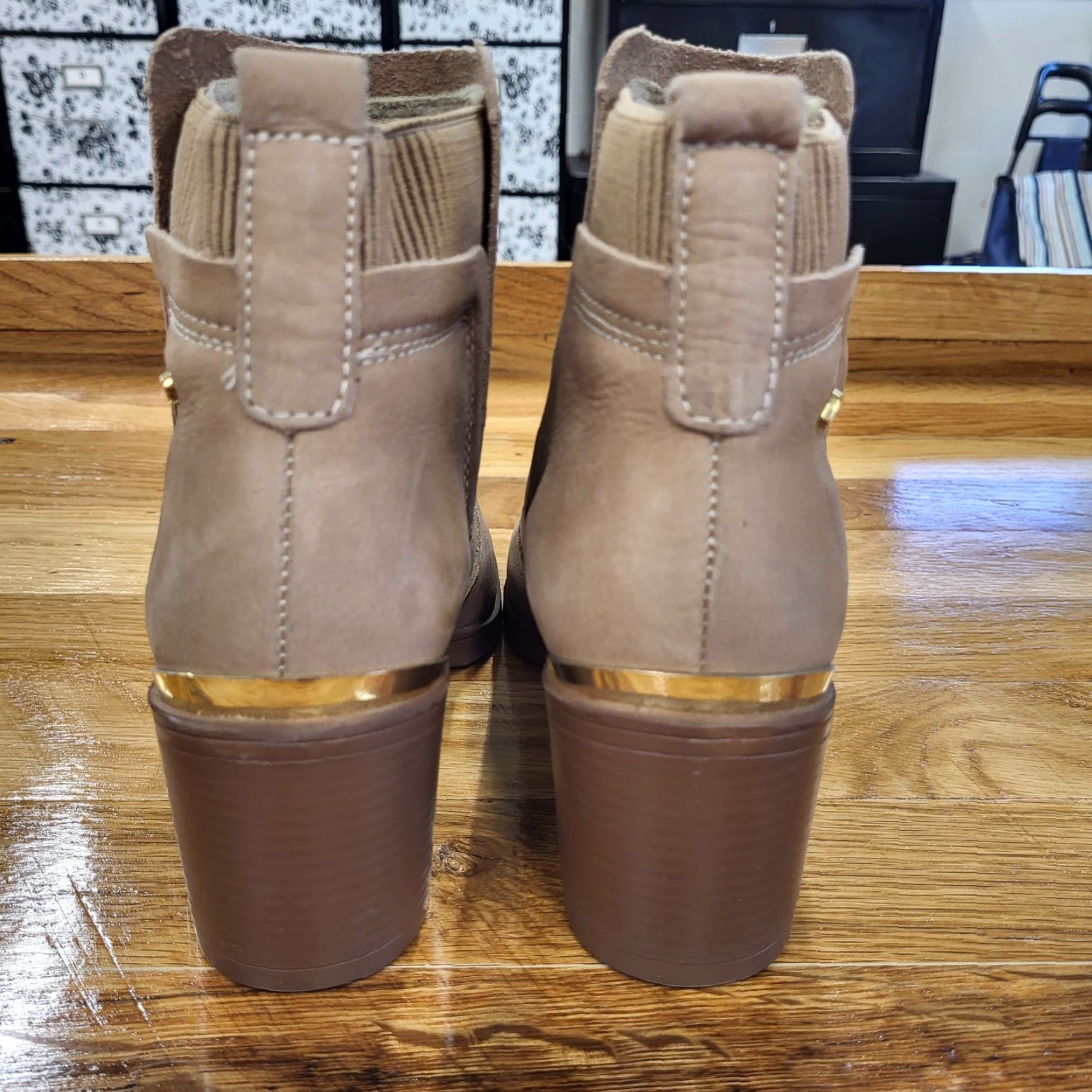 Vintage Pegada Lane Ankle Boots Women's Size 5.5 Mid Heel Leather Made In Brazil EUR 36 Boots Taupe Women Size US 6 / IT 36 - 4 Thumbnail